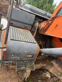 Купить Подержанный Экскаватор Doosan DX230LC / 4 Купить Подержанный Экскаватор Doosan DX230LC / 4