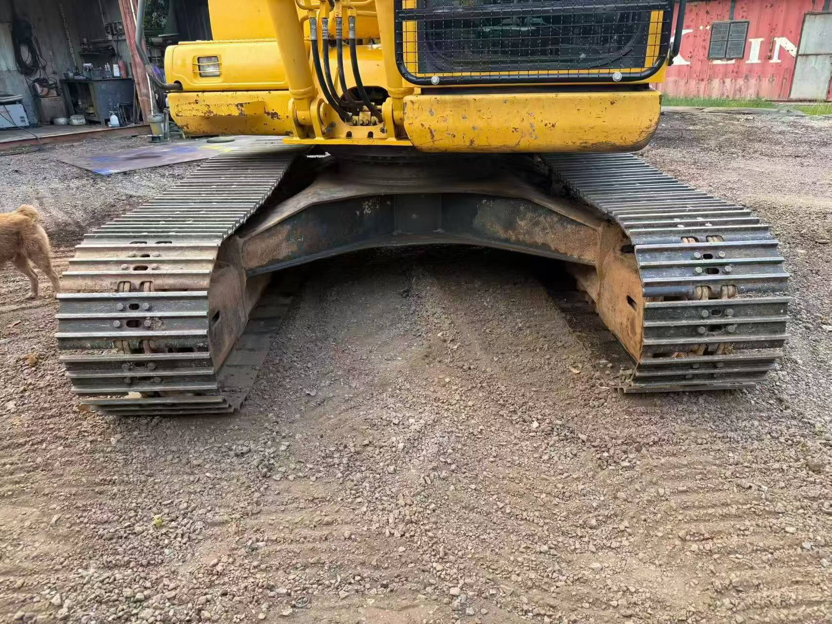 Acheter Pelle Komatsu PC130-8 d'occasion / 2