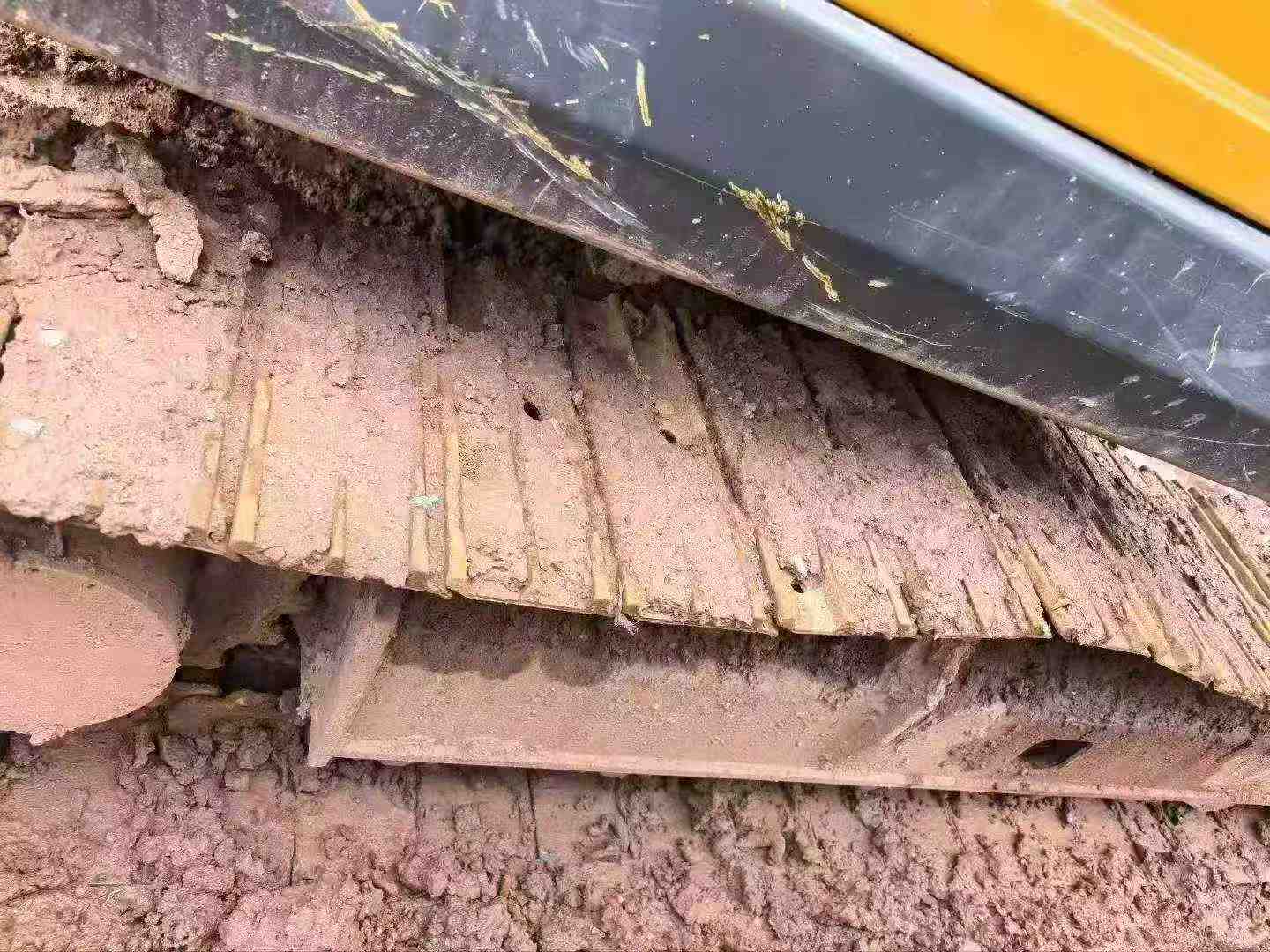 شراء حفارة Hyundai R80G مستعملة / 3