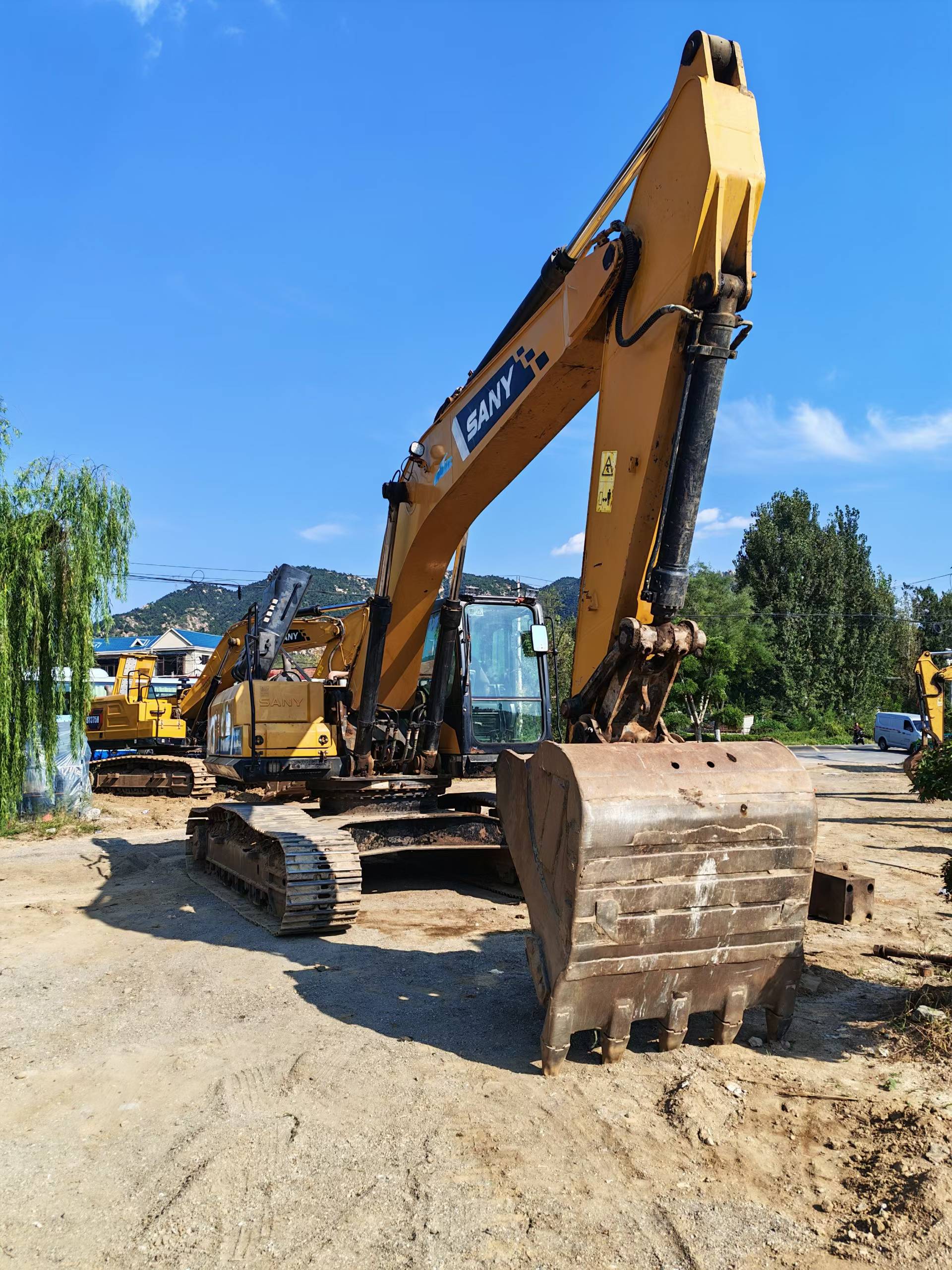 Купить Sany SY245H Подержанный Экскаватор