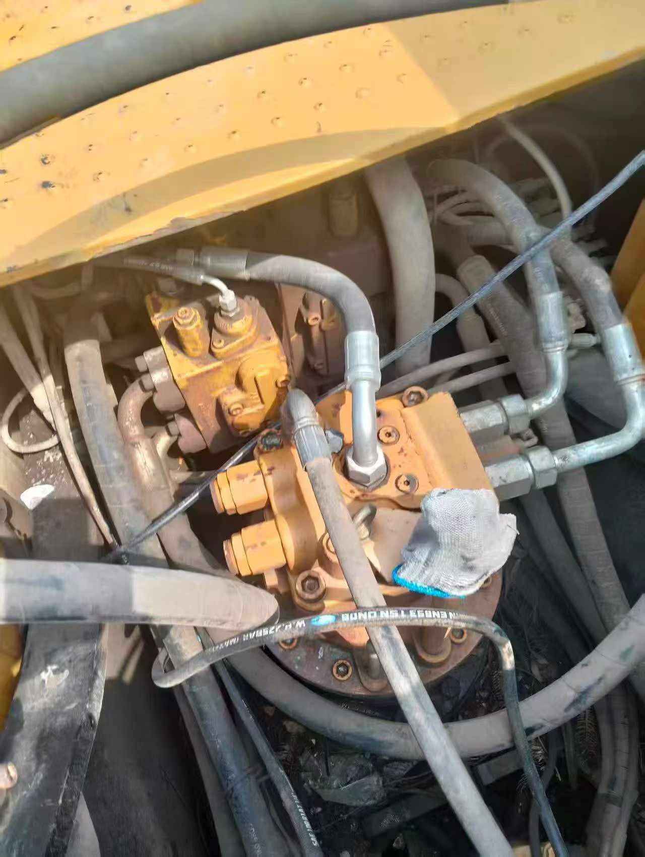 شراء حفارة Sany SY205C مستعملة / 3