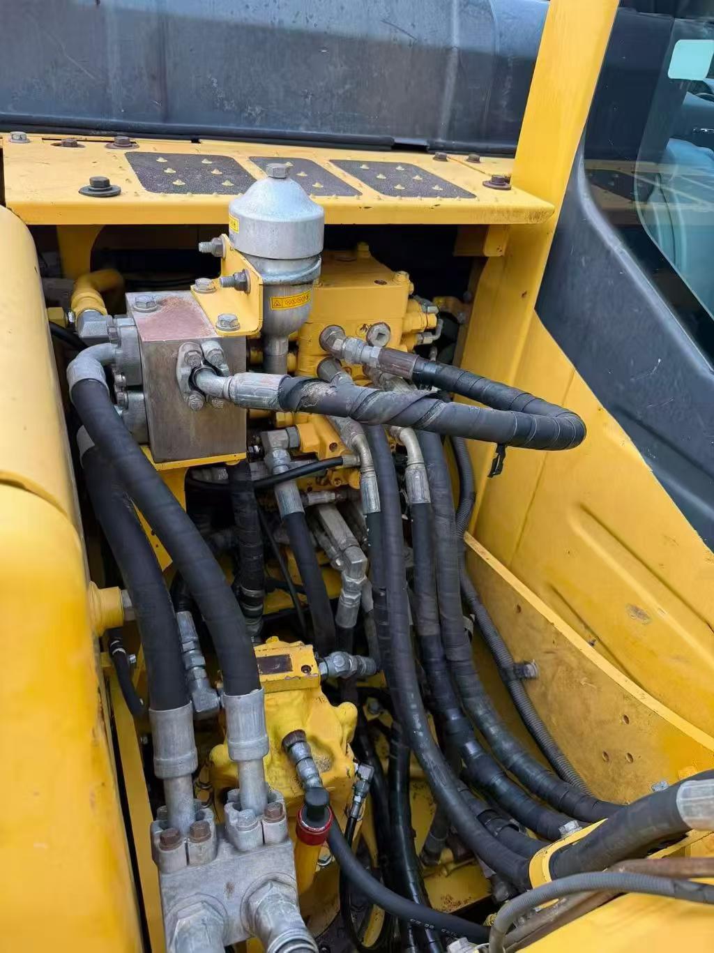 Acheter Pelle Komatsu PC130-8 d'occasion / 7