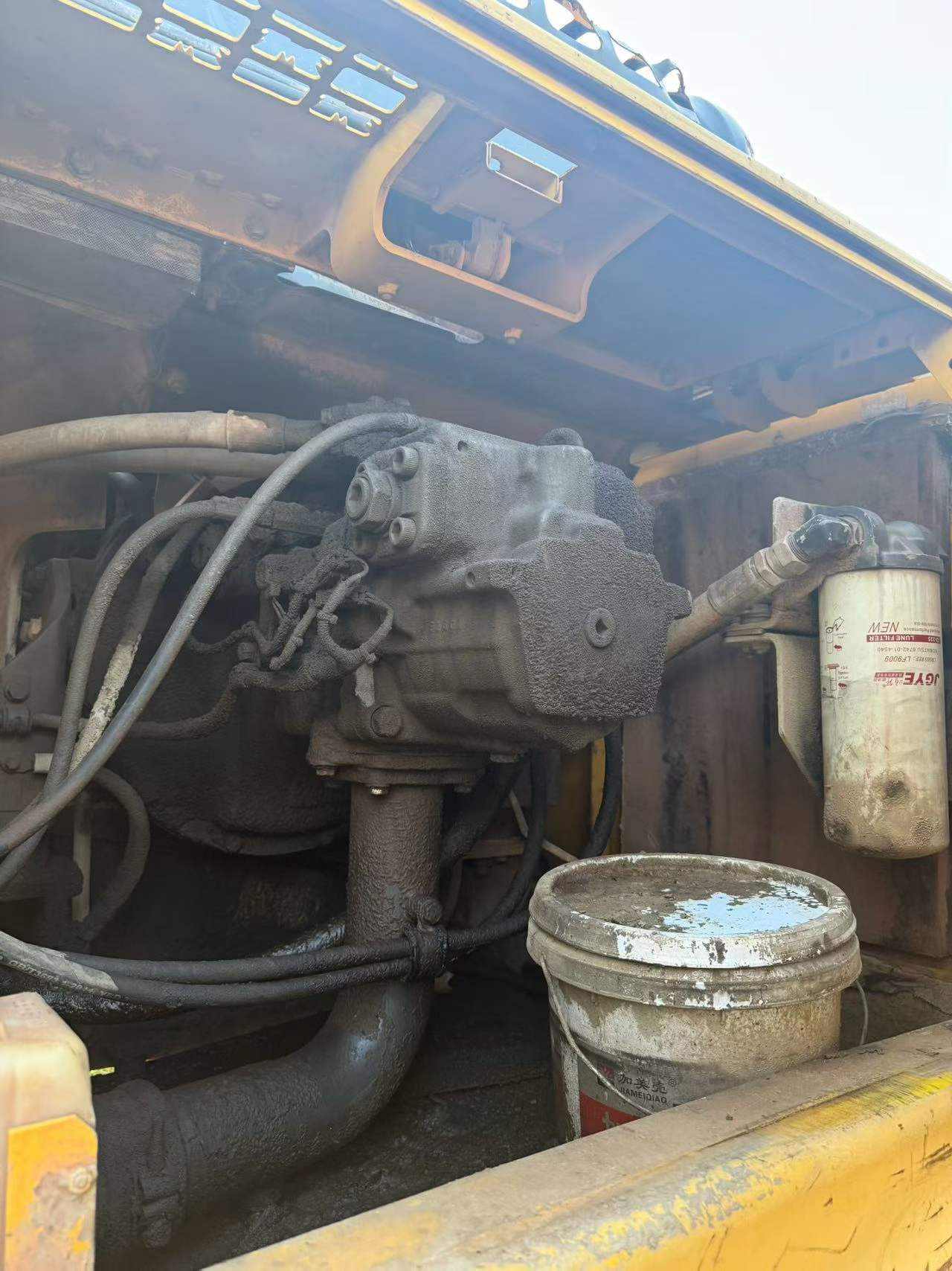 Compre Escavadeira Komatsu PC350-8 Usada / 7
