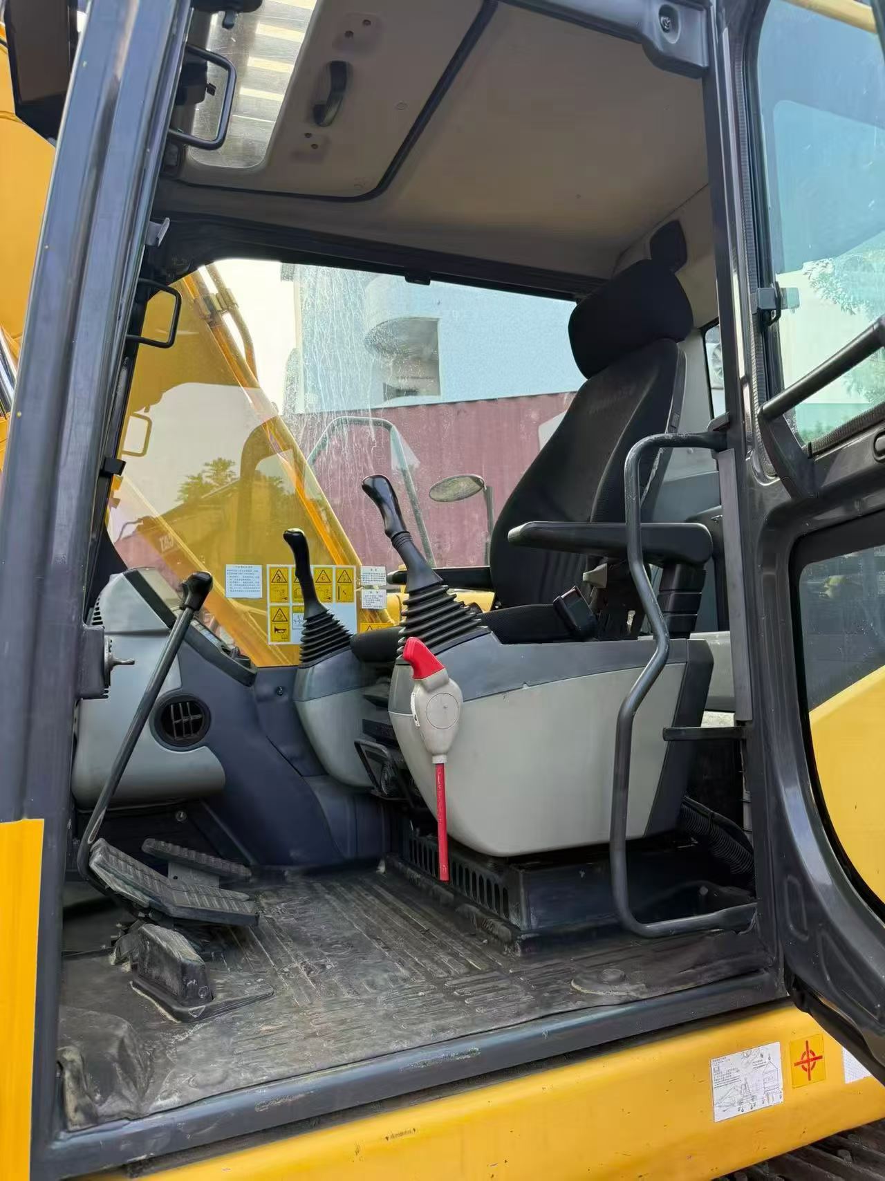 Acheter Pelle Komatsu PC130-8 d'occasion / 3