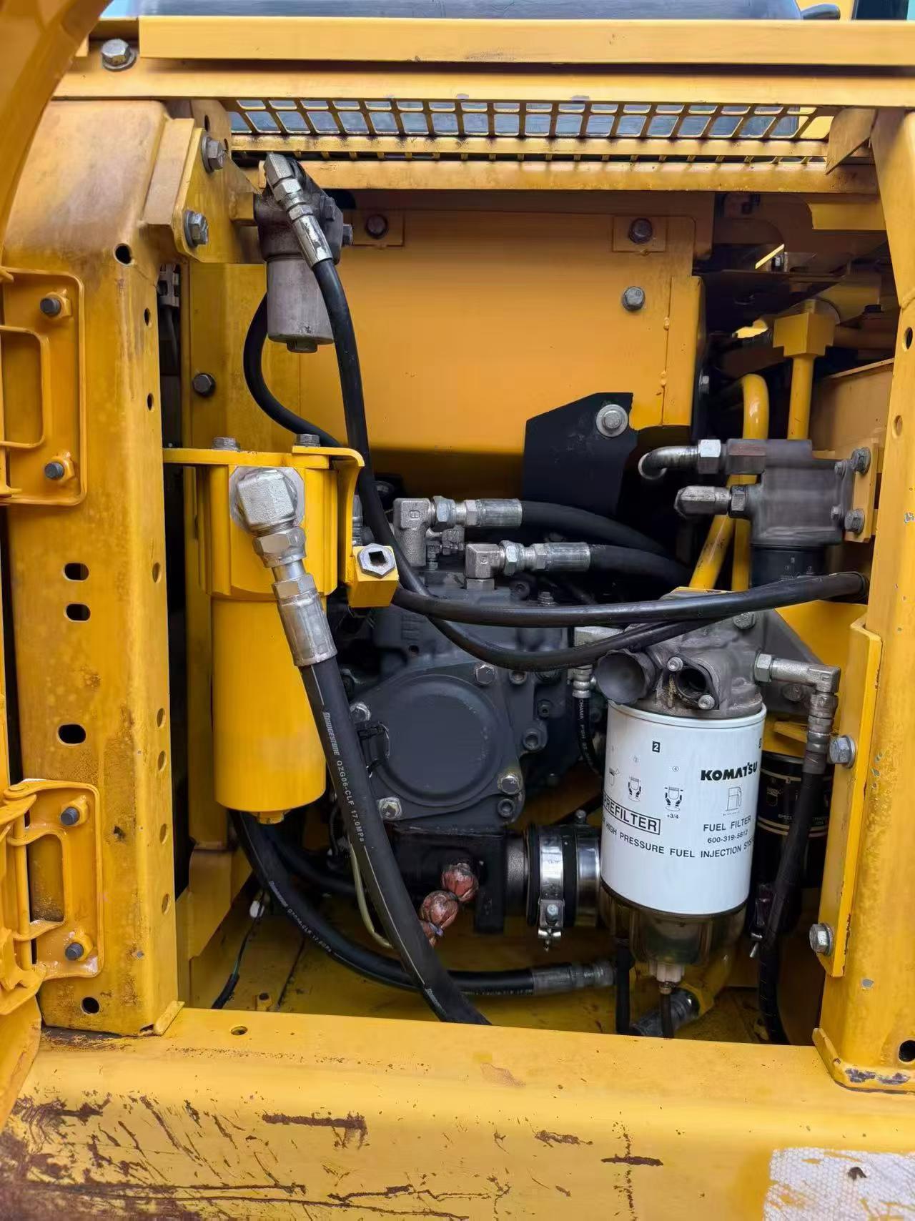Acheter Pelle Komatsu PC130-8 d'occasion / 6