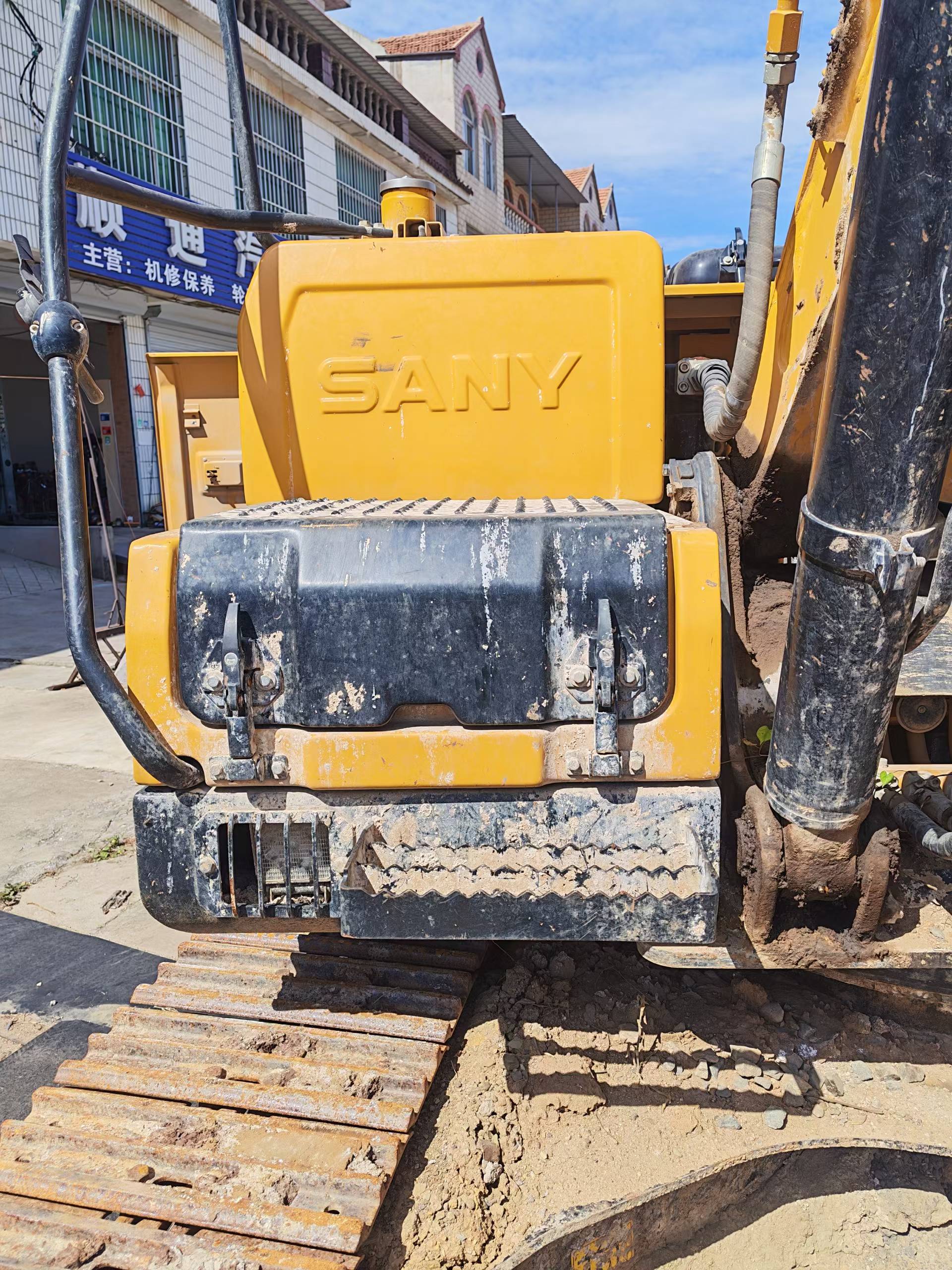 Купить Подержанный Экскаватор Sany SY135 / 3