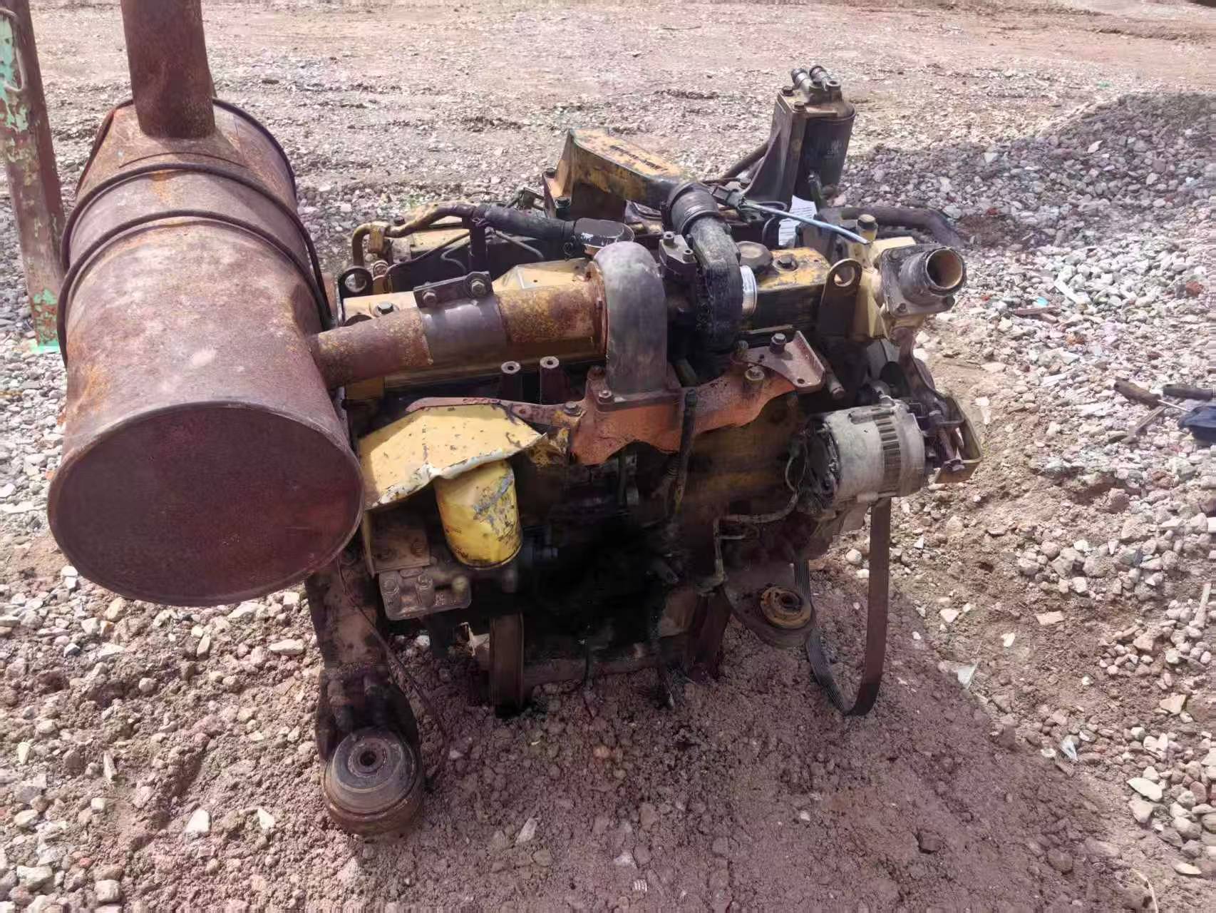 شراء حفارة Komatsu PC200-6 مستعملة / 5