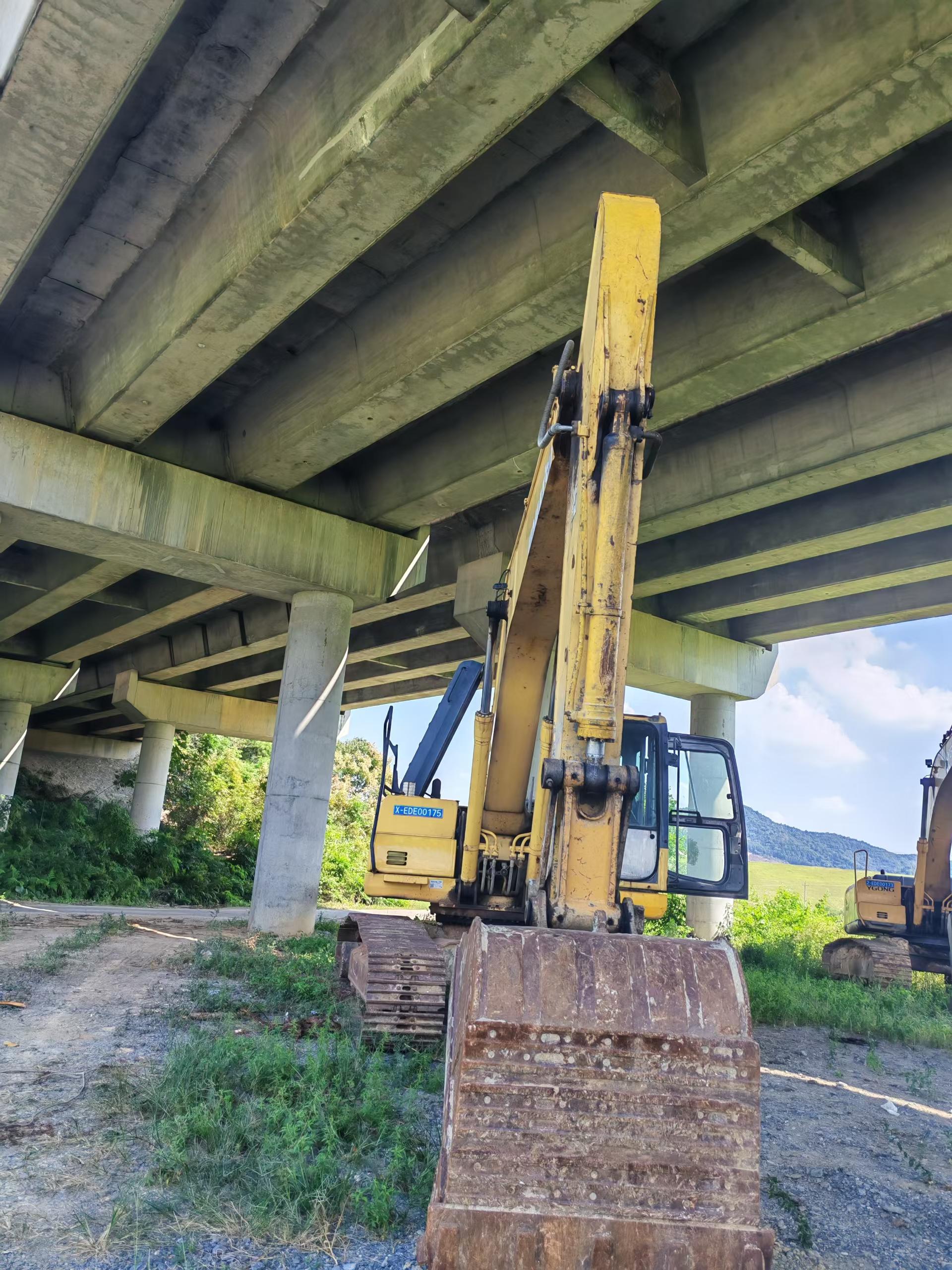 Acheter Pelle Komatsu PC200-8 d'occasion / 9