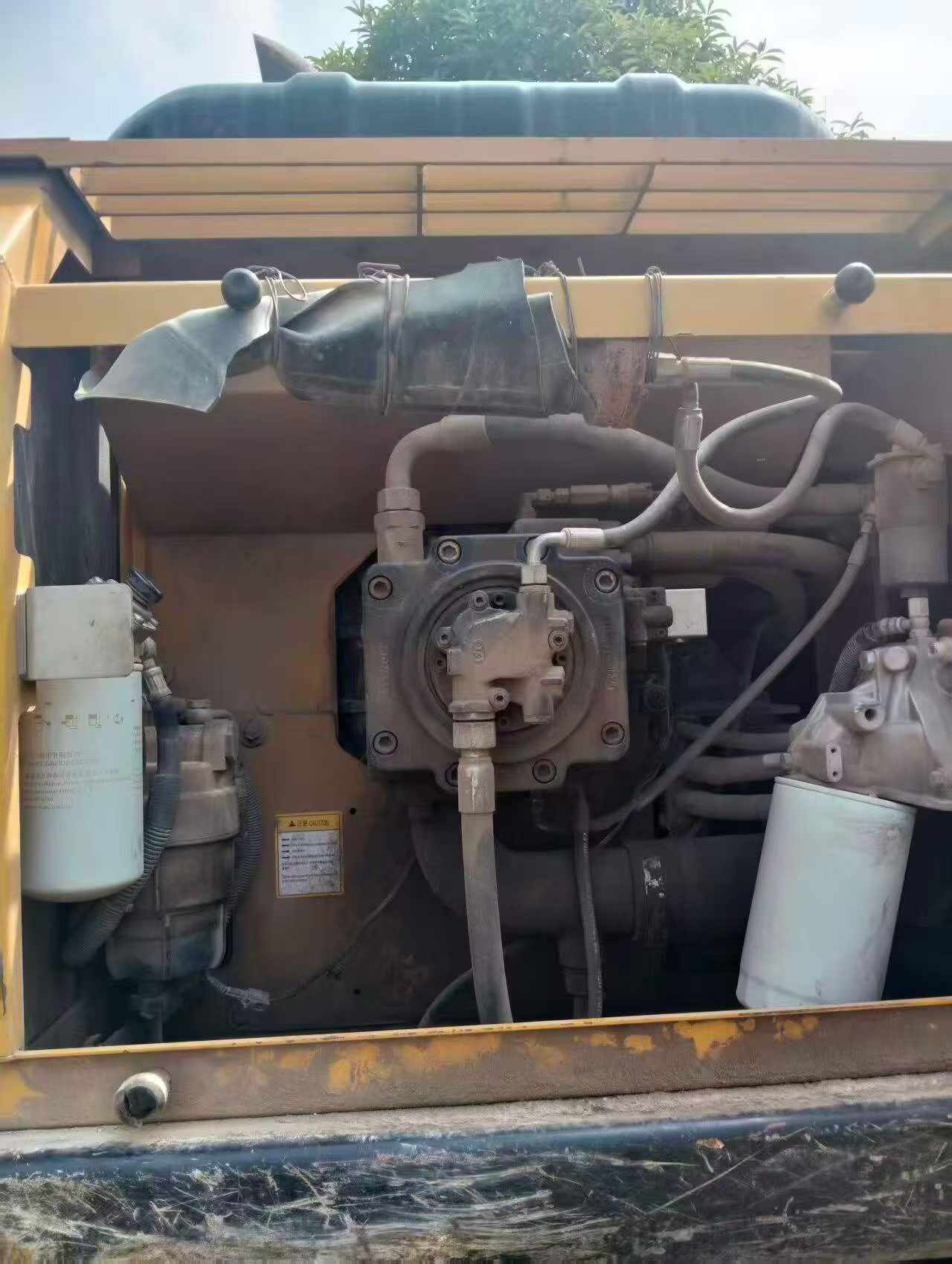 شراء حفارة Sany SY205C مستعملة / 2