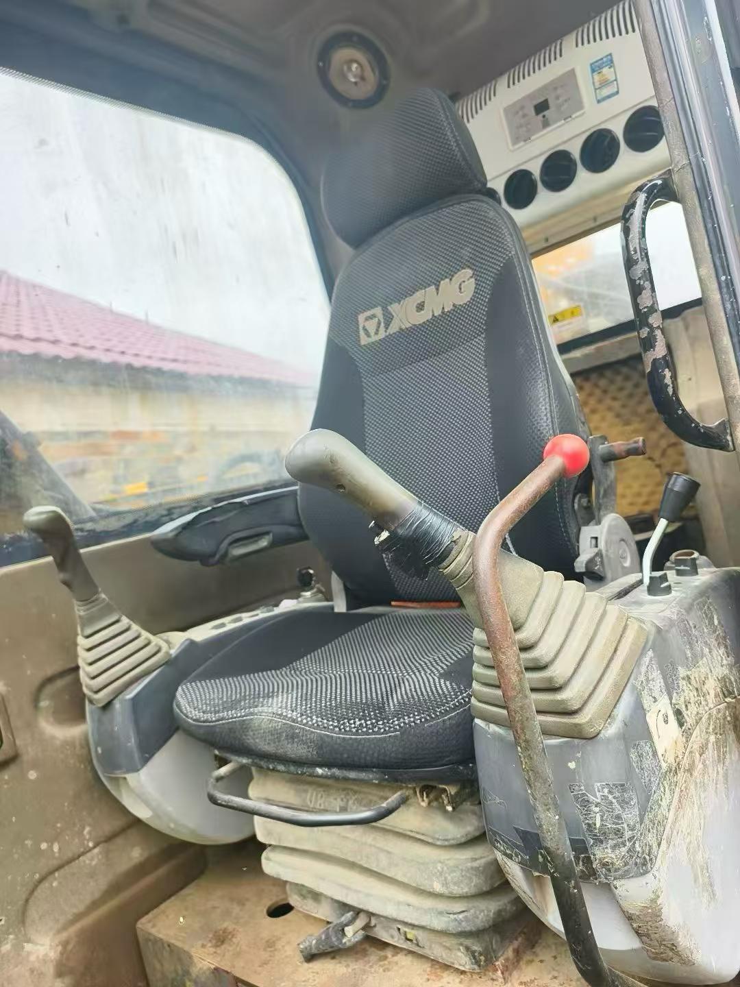 Compre Excavadora XCMG XE80 Usada / 3