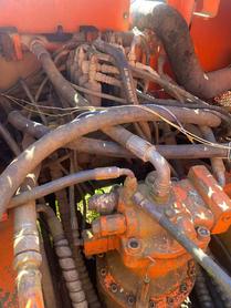 Compre Escavadeira Doosan DH220-7 Usada / 3 Compre Escavadeira Doosan DH220-7 Usada / 3
