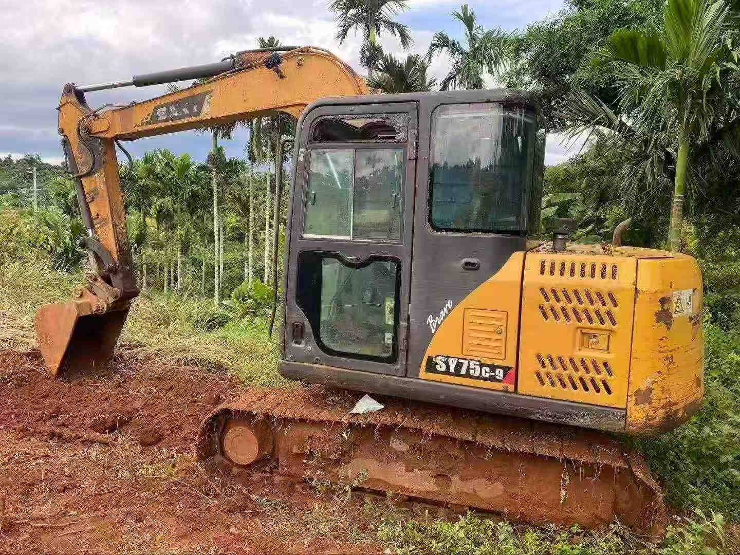 Compre Excavadora Sany SY75C-8 Usada / 3