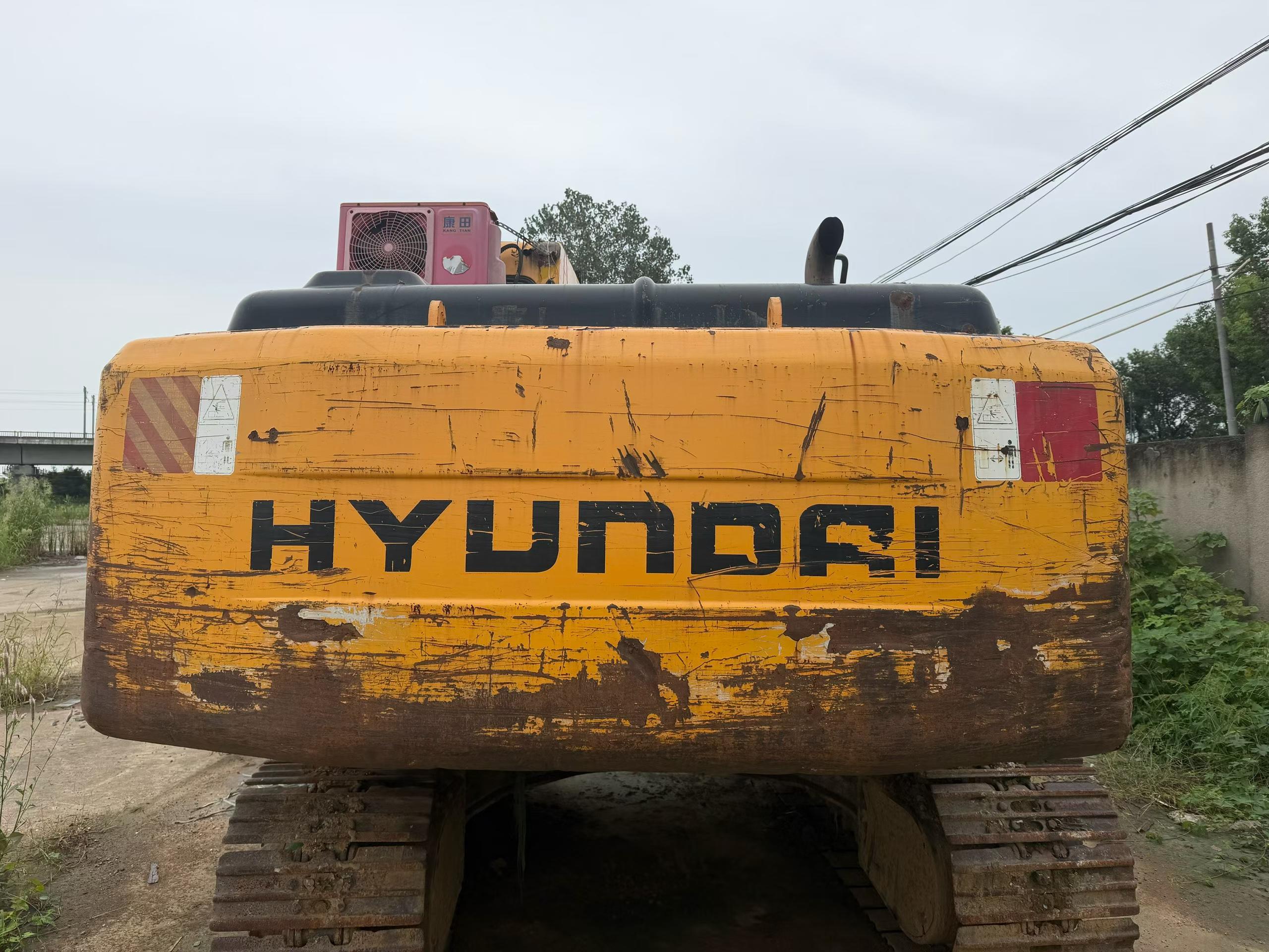 شراء حفارة Hyundai R215-7 مستعملة / 3