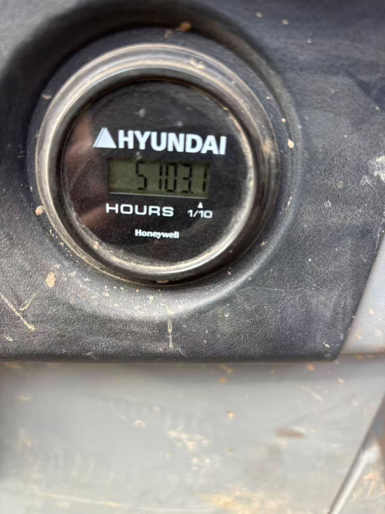Buy Hyundai HX135 Used Excavator