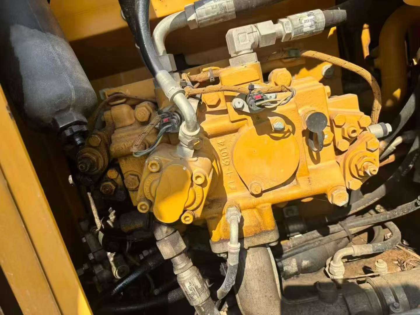 Comprar Caterpillar 313D Usado Excavadora