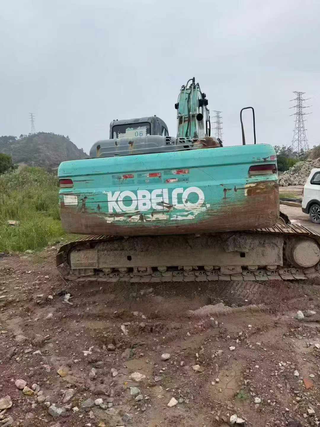 Buy Kobelco SK260LC-8 Used Excavator