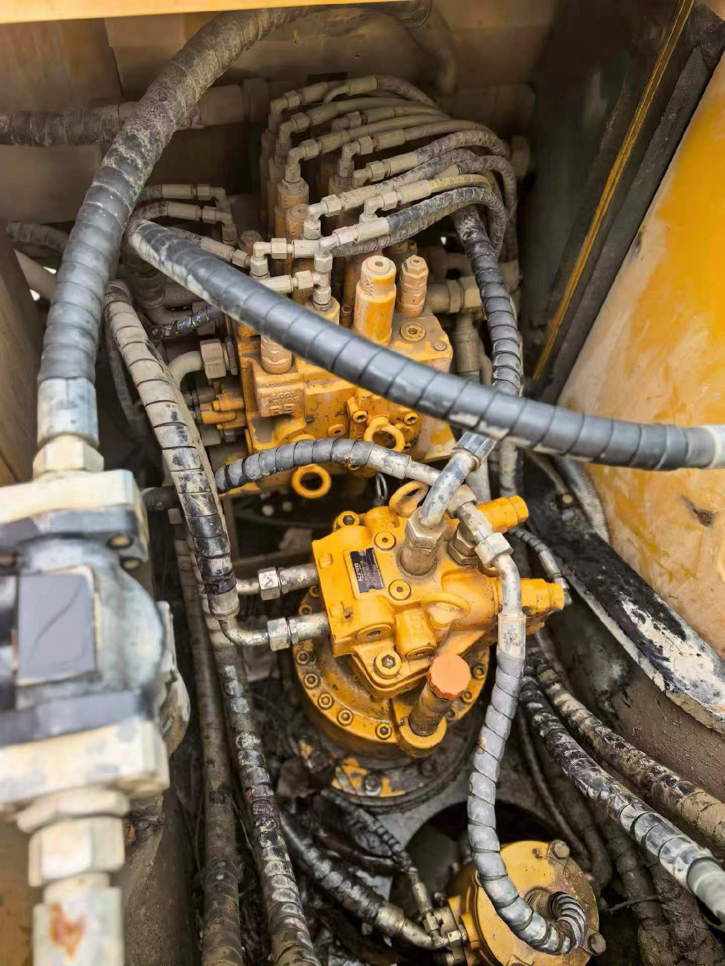 Купить Подержанный Экскаватор Sany SY155H / 4