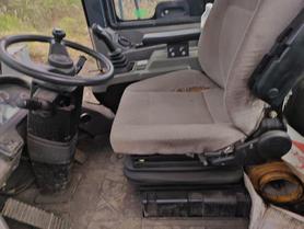Buy XCMG LW700K Used Excavator / 4 Buy XCMG LW700K Used Excavator / 4