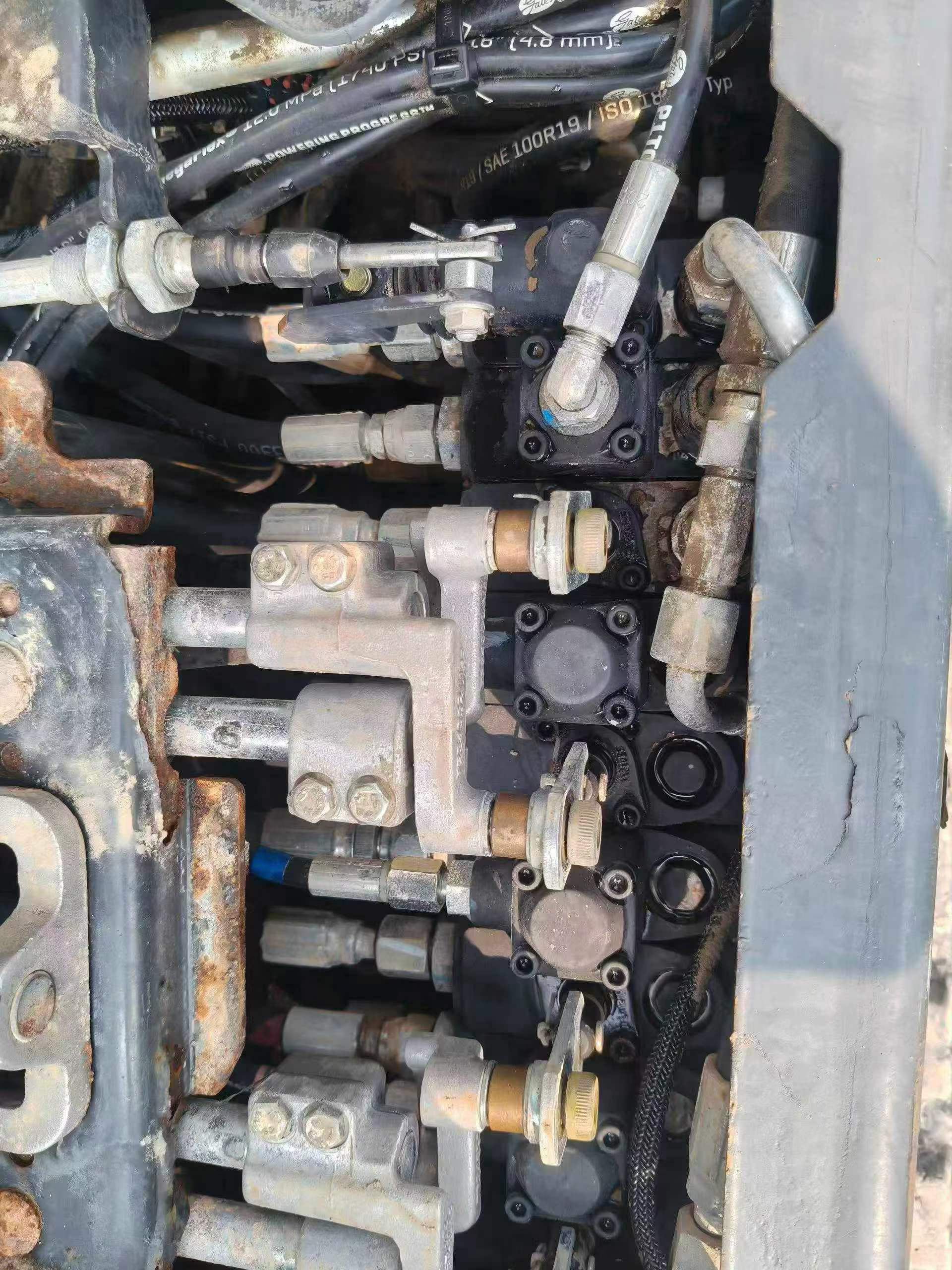 شراء حفارة Doosan DX17z مستعملة / 7