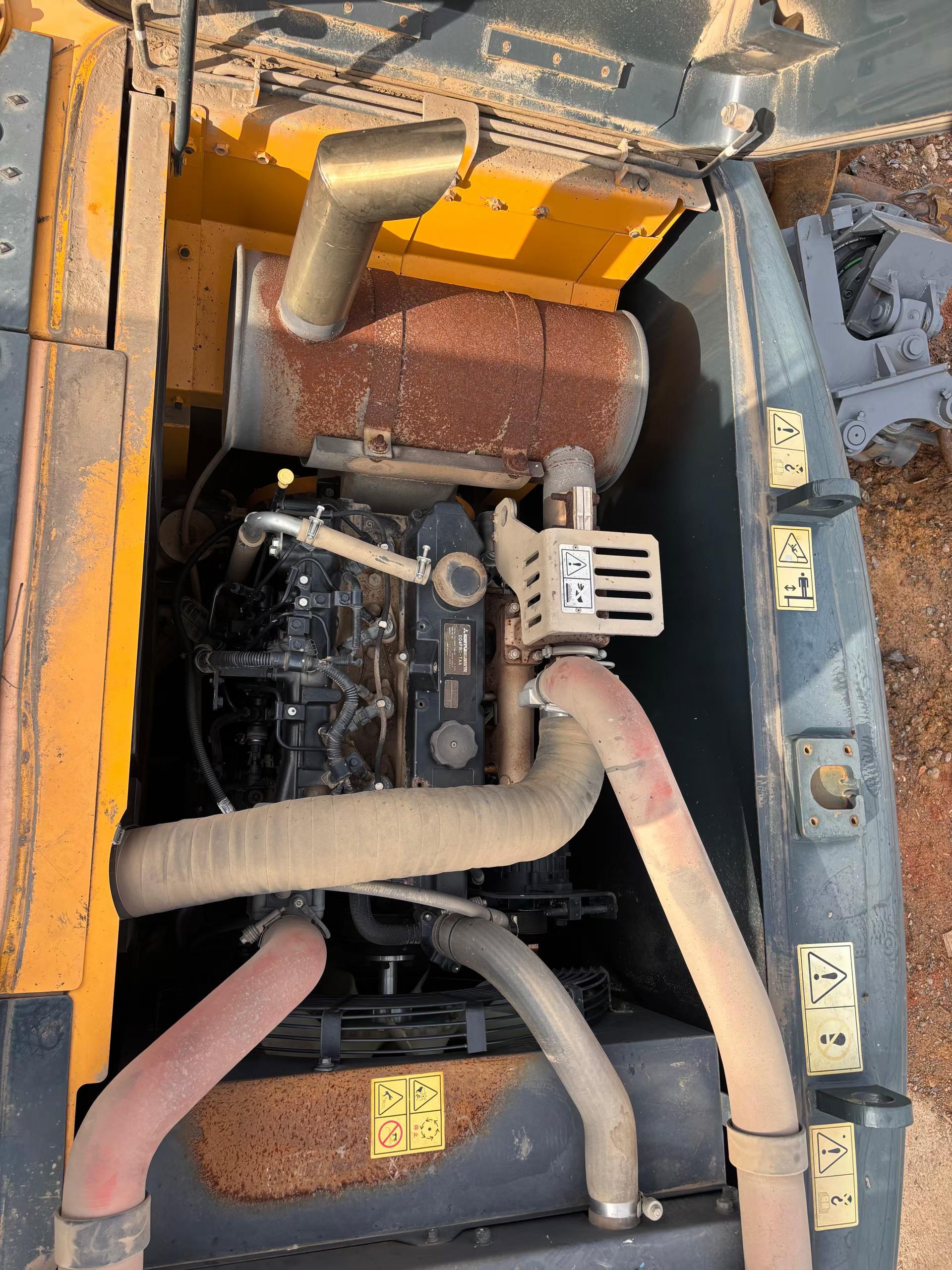 Compre Excavadora Hyundai HX135 Usada / 6