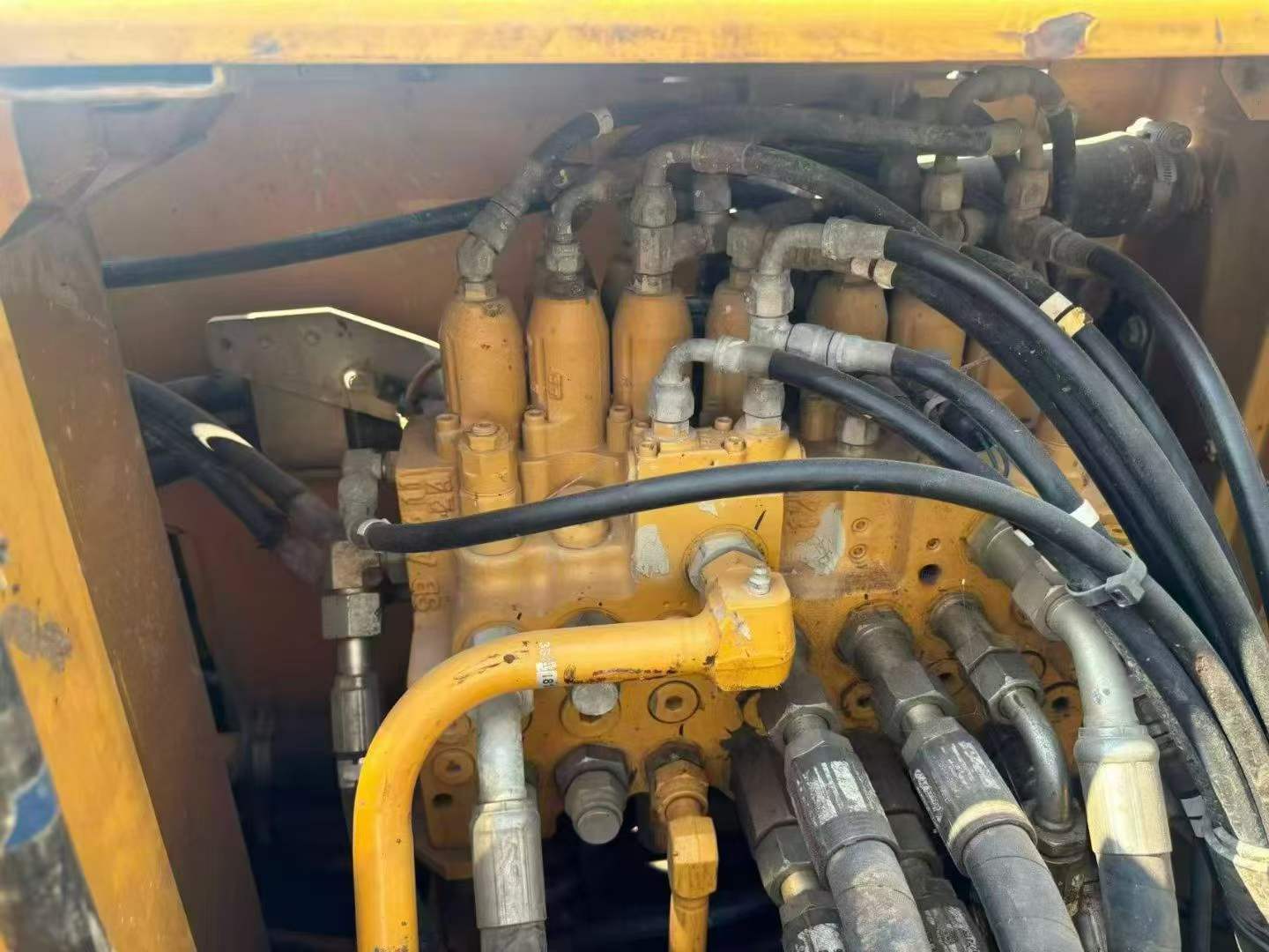 Compre Excavadora Caterpillar 313D Usada / 3