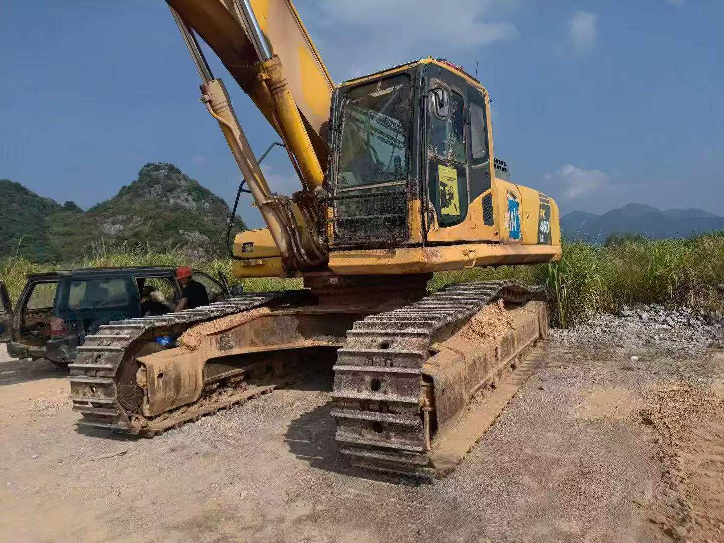 Comprar Komatsu PC460LC-8 Usado Escavadeira
