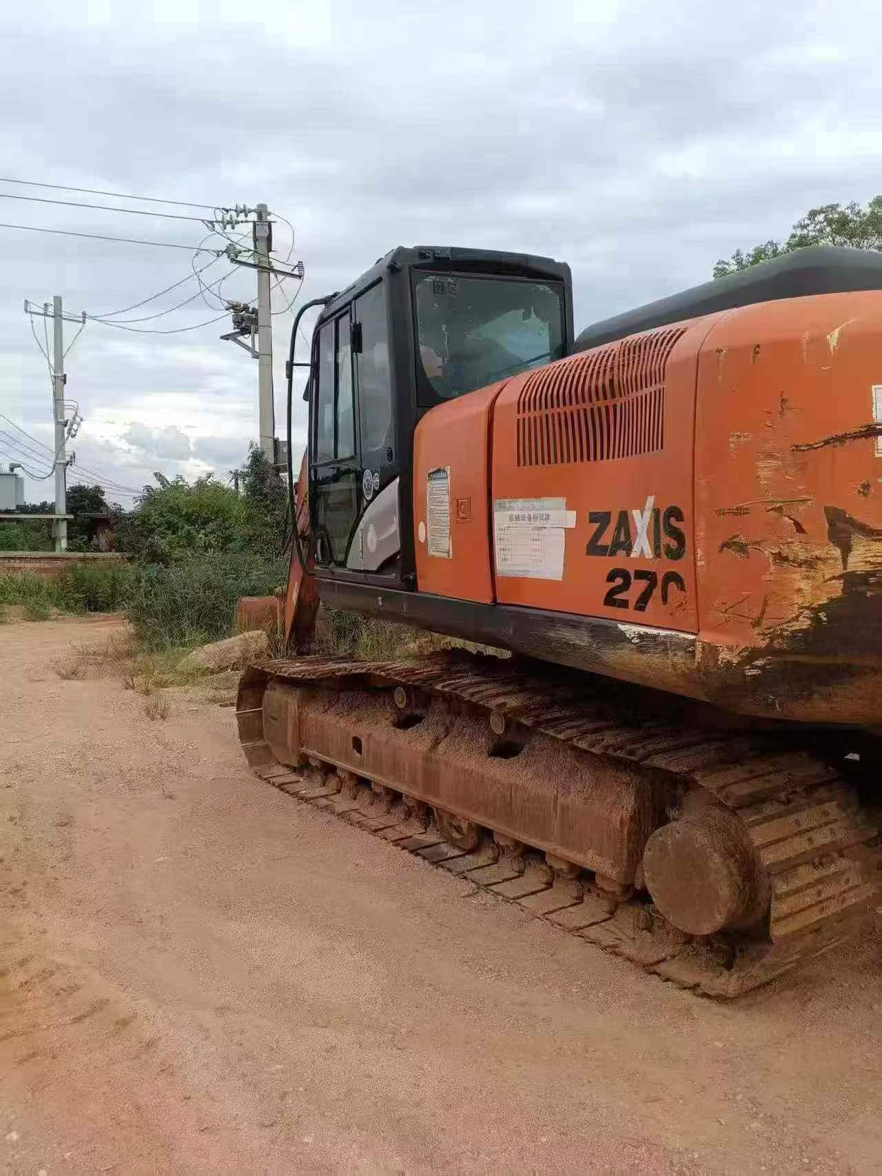 Compre Excavadora Hitachi EX240-5 Usada / 4