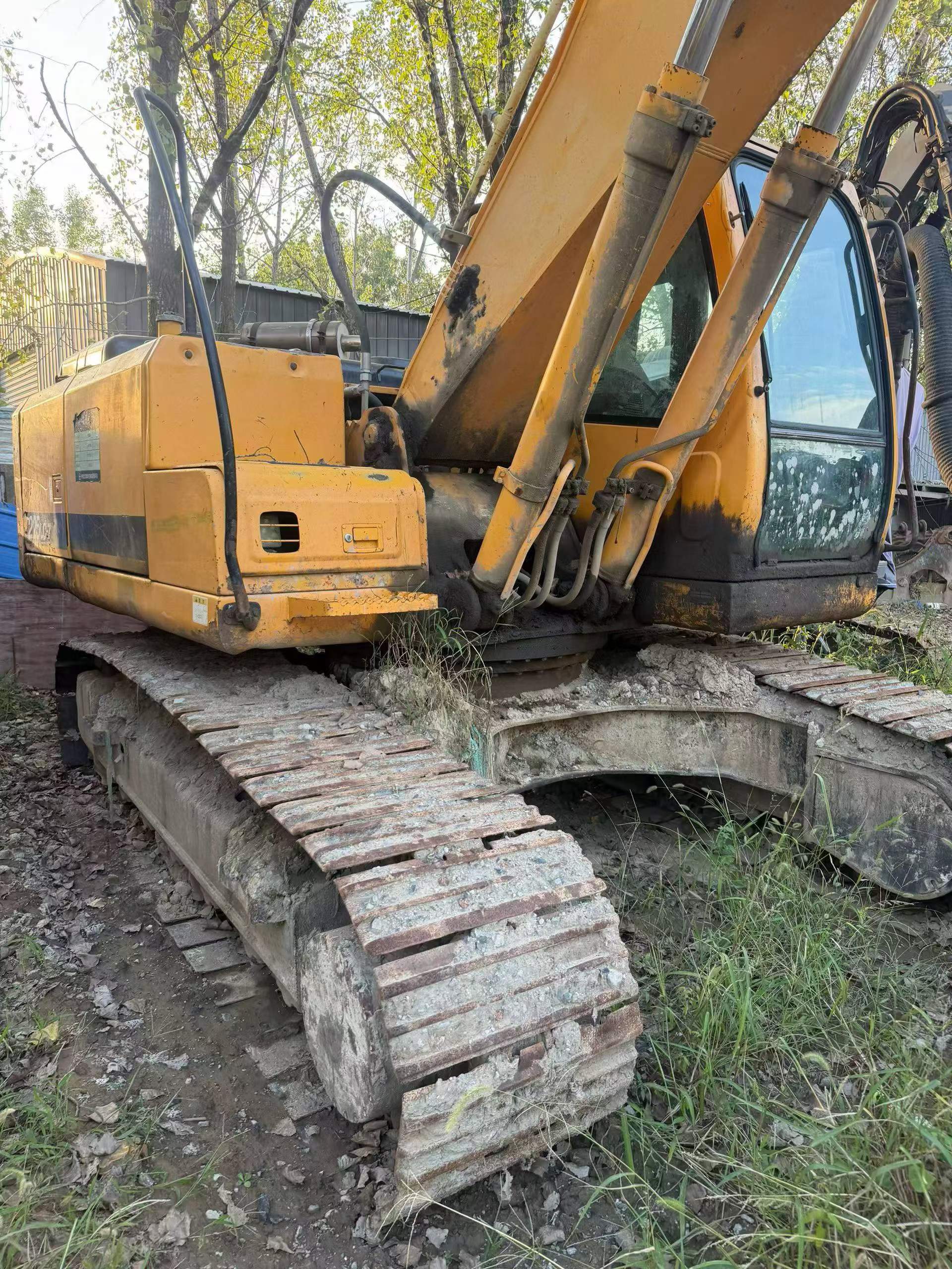Compre Excavadora Hyundai R215-7 Usada / 5