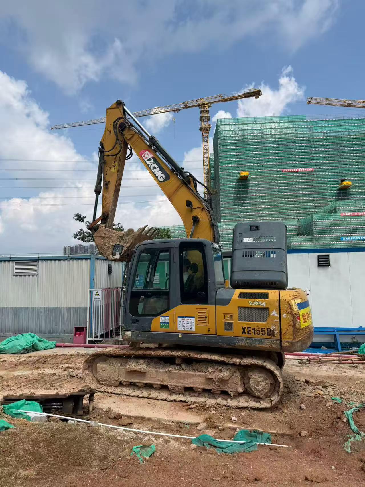 Compre Excavadora XCMG XE135B Usada / 2