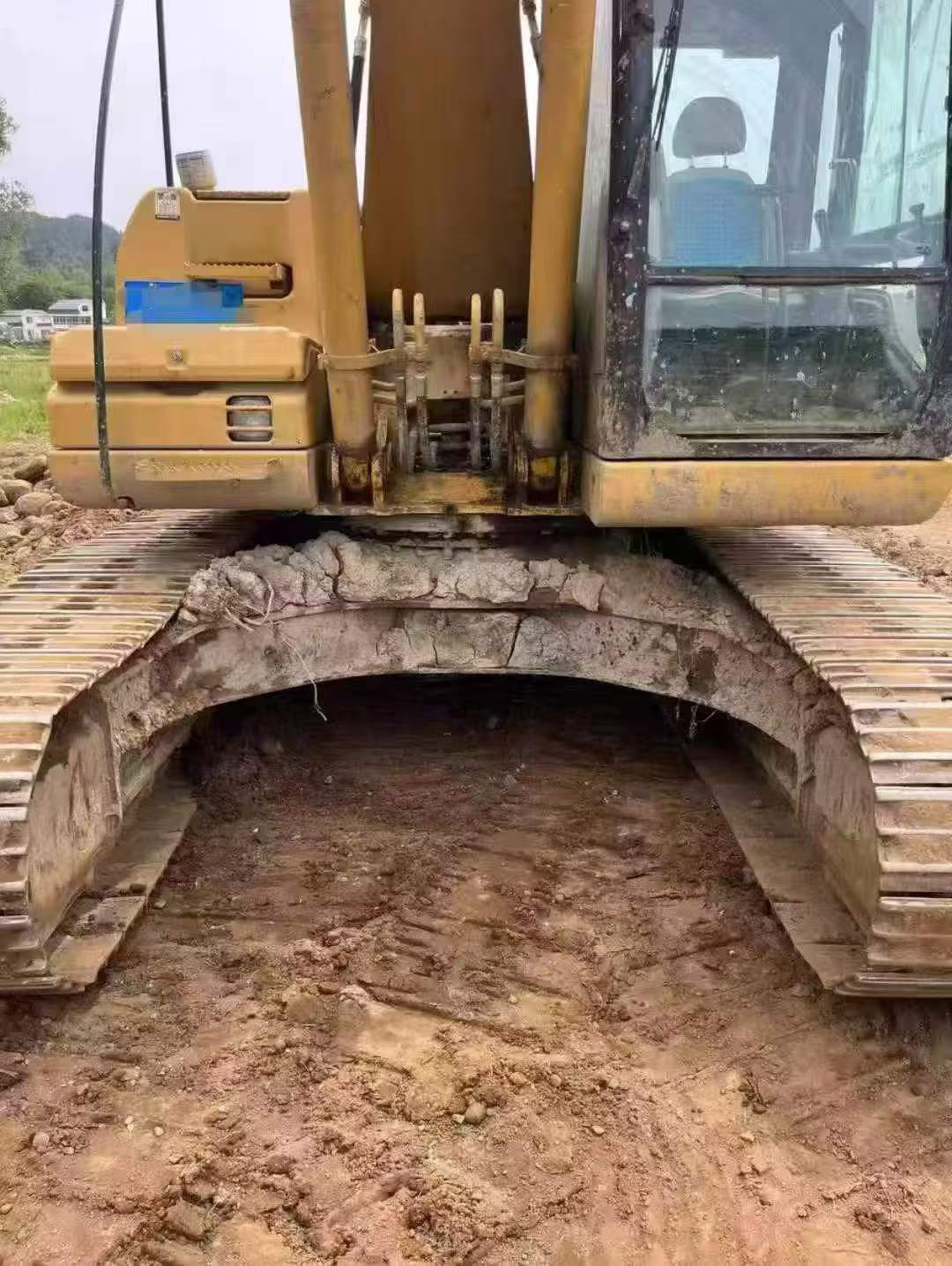 شراء حفارة Caterpillar 320D مستعملة / 9
