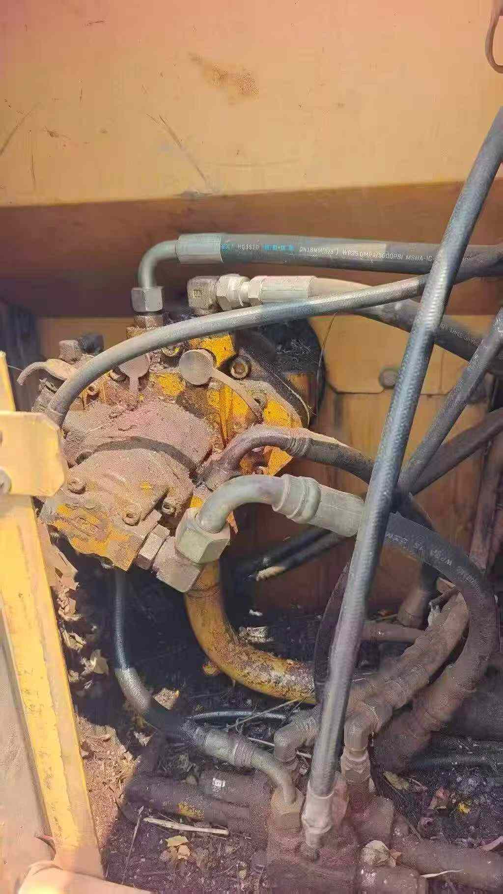 Compre Excavadora Caterpillar 307C Usada / 6