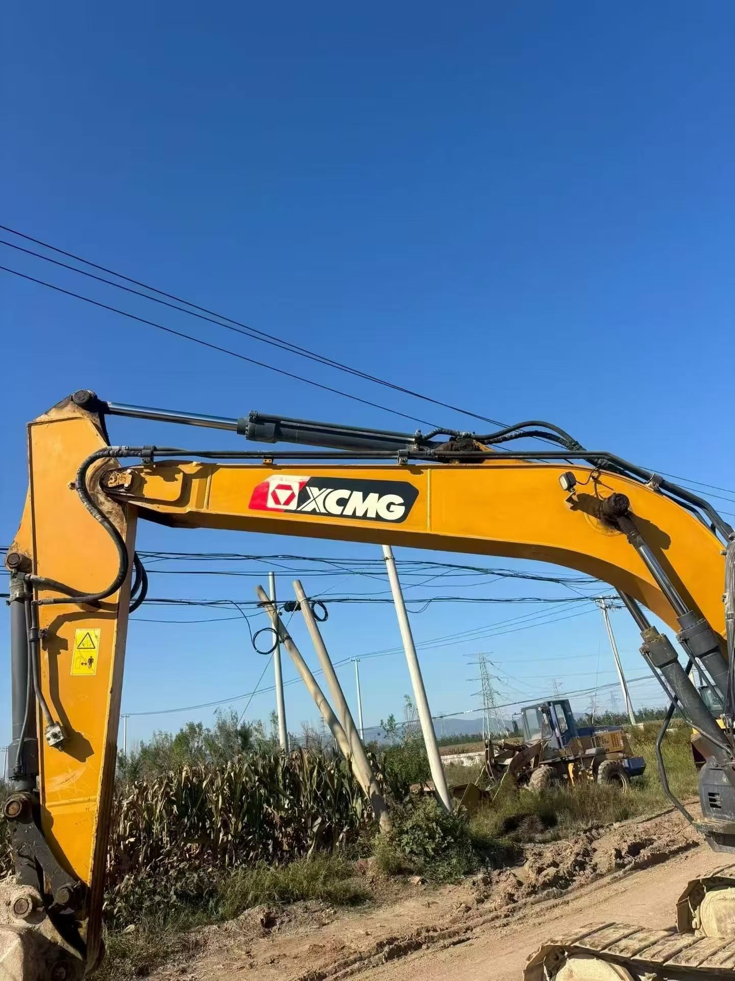 Compre Excavadora XCMG XE135B Usada / 8