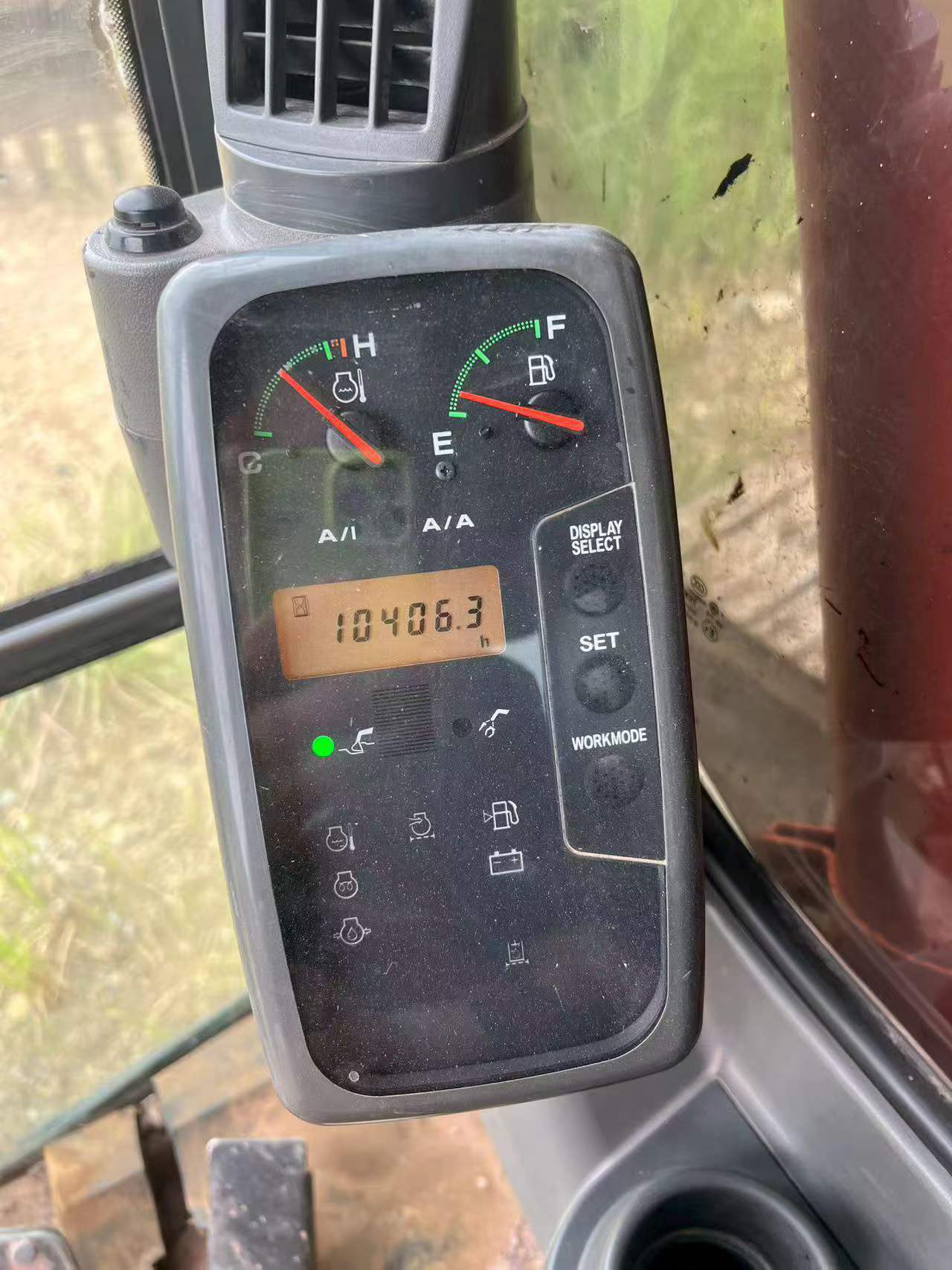 Compre Excavadora Hitachi ZX130H Usada / 8