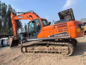 Compre Escavadeira Doosan DX260LC Usada / 2 Compre Escavadeira Doosan DX260LC Usada / 2