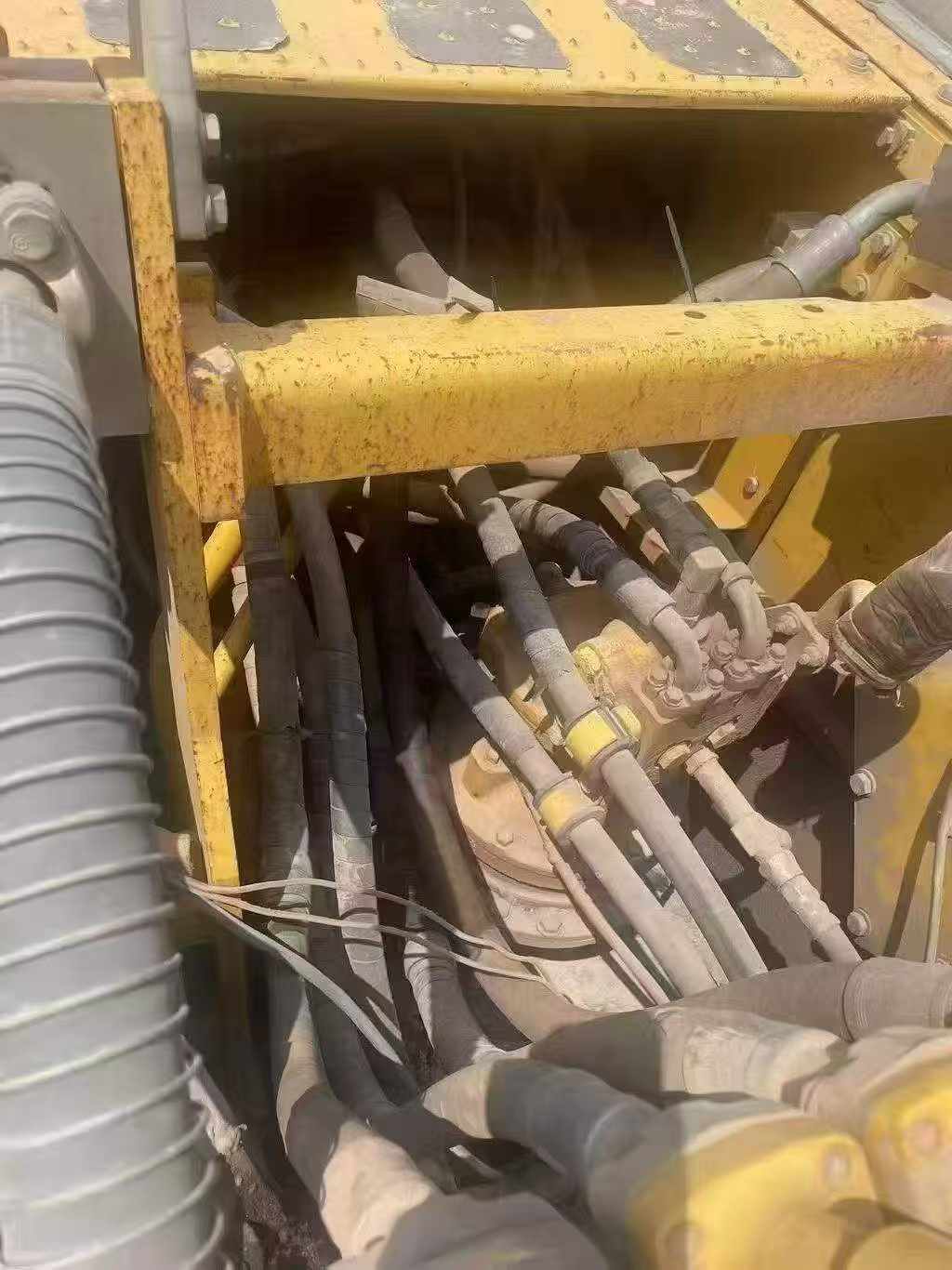 Acheter Pelle Komatsu PC210-8 d'occasion / 5