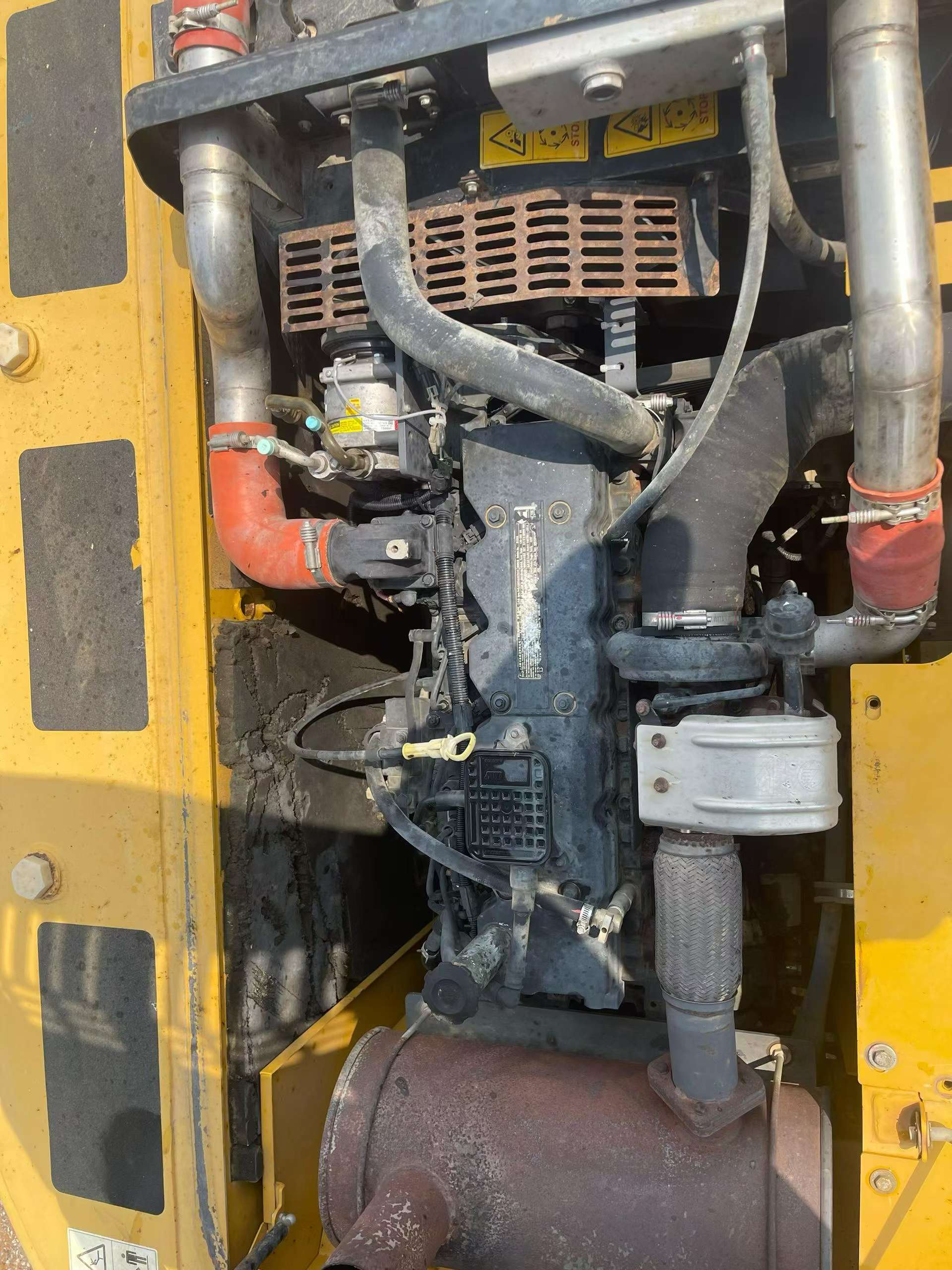 Compre Escavadeira XCMG XE245D Usada / 3