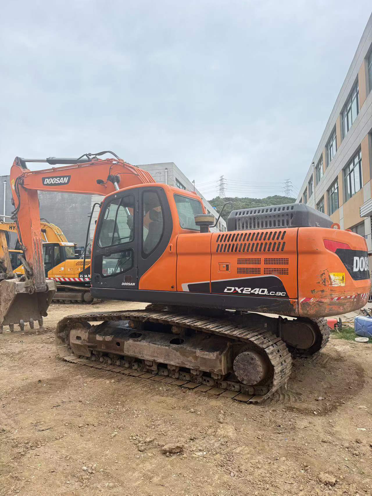 Buy Doosan DH215-7 Used Excavator / 3