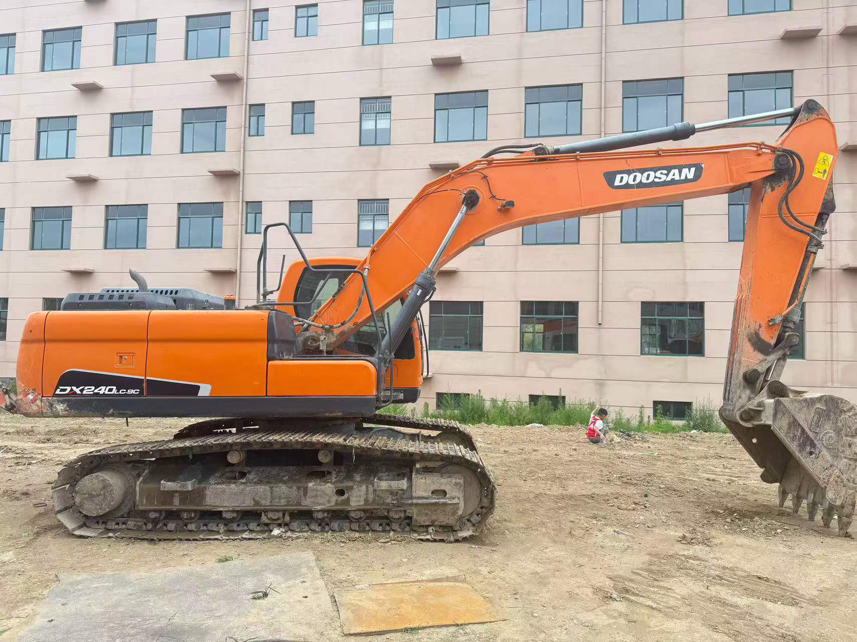 Buy Doosan DH215-7 Used Excavator / 4