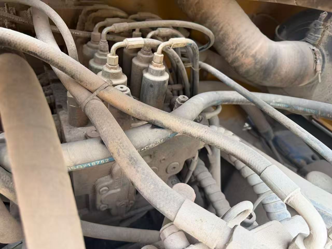 Compre Excavadora XCMG XE305D Usada / 3