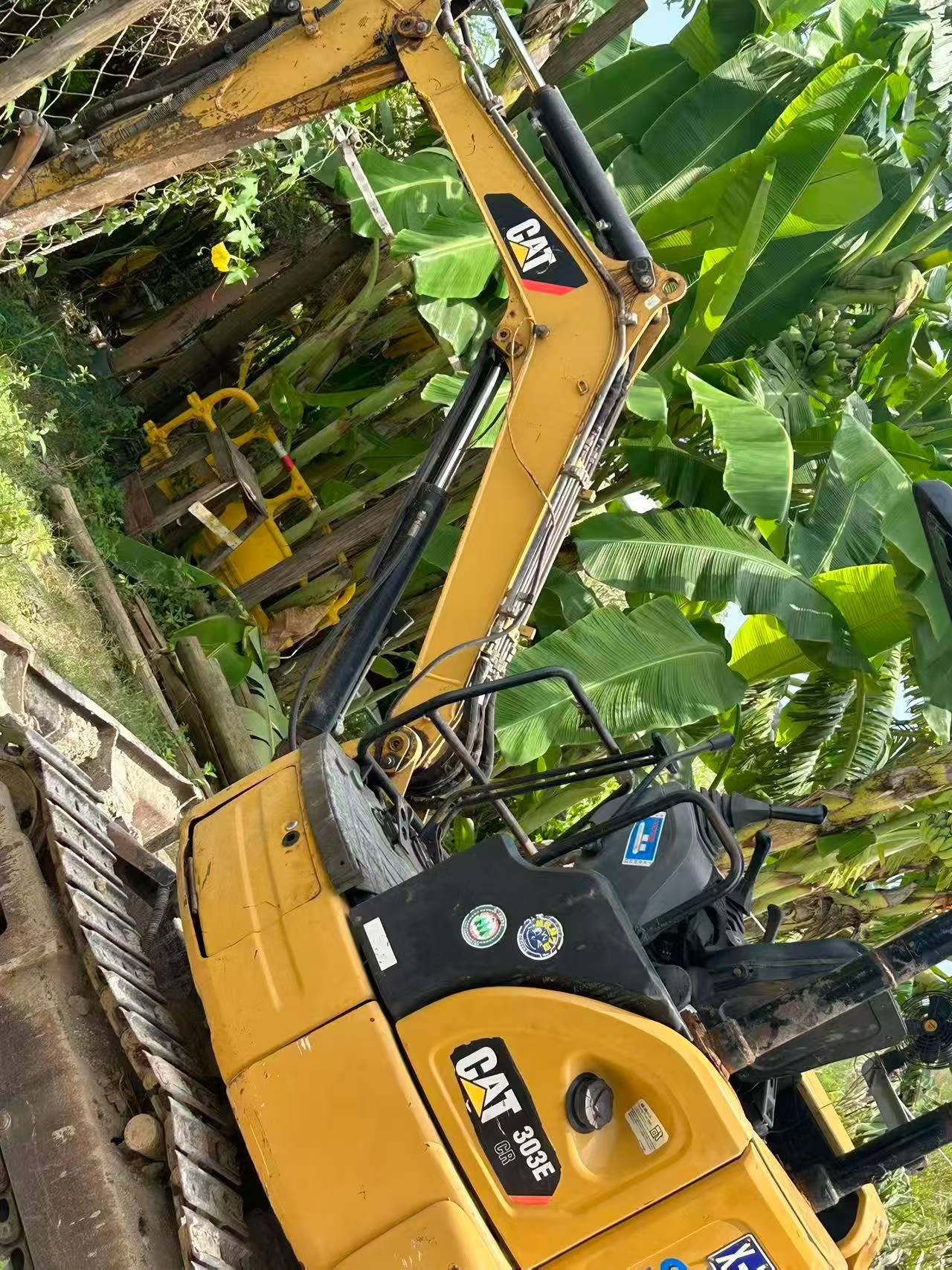 Comprar Caterpillar 303E Usado Excavadora