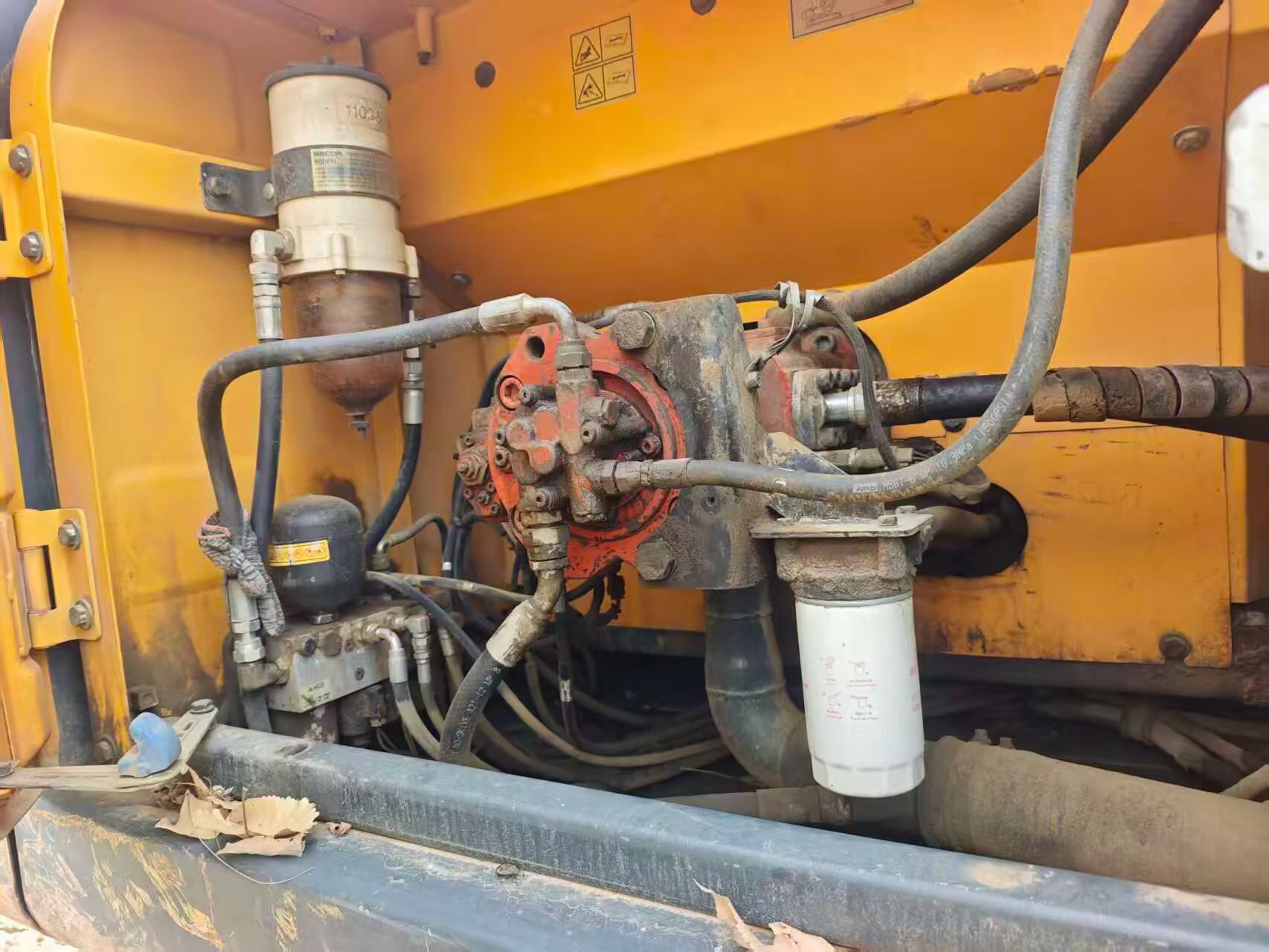 Compre Excavadora Hyundai R305LVS Usada / 6