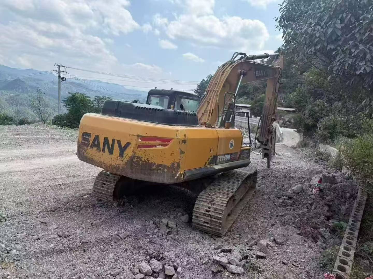 Купить Sany SY245H Подержанный Экскаватор