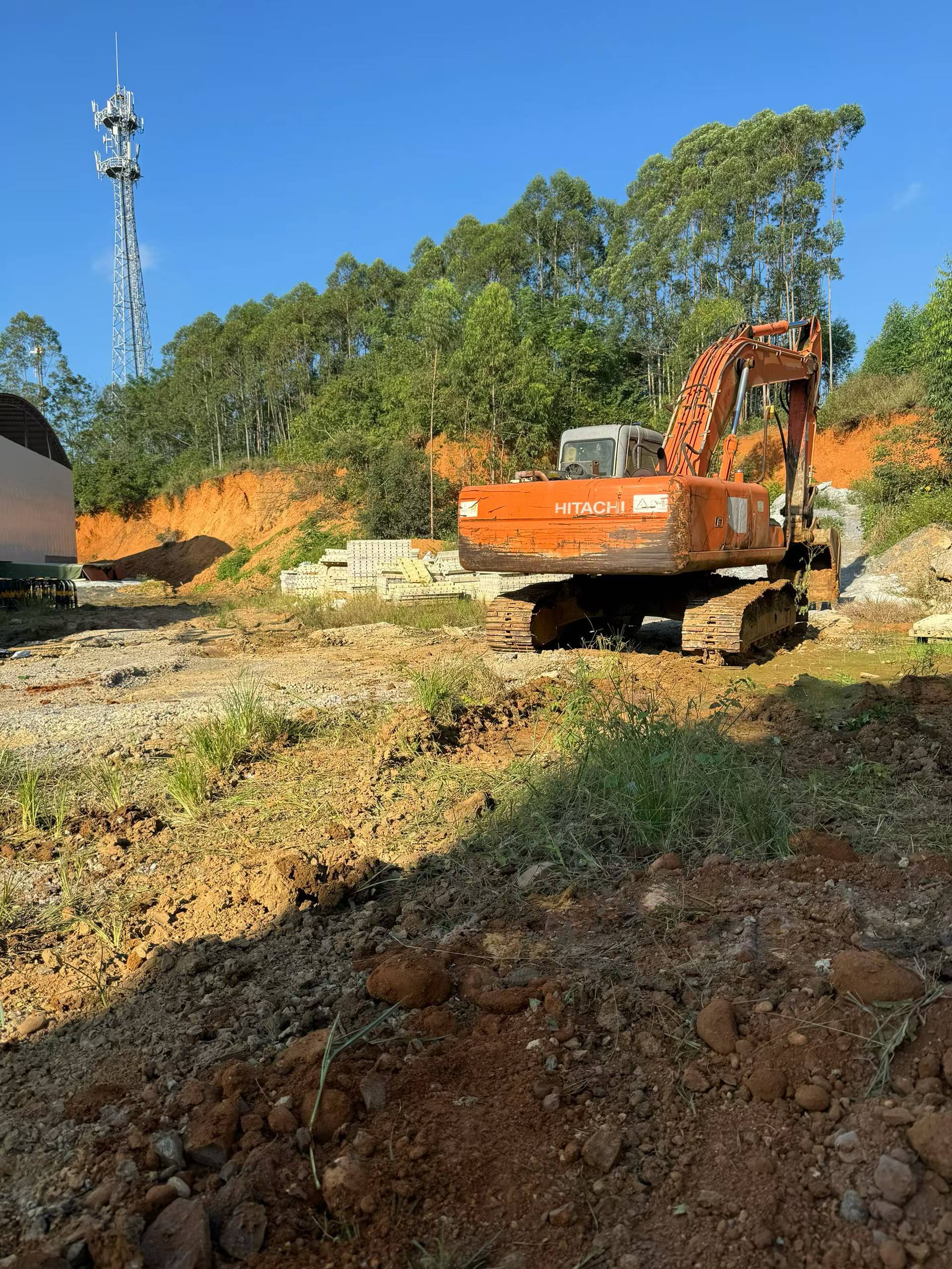 Buy Hitachi EX230 Used Excavator