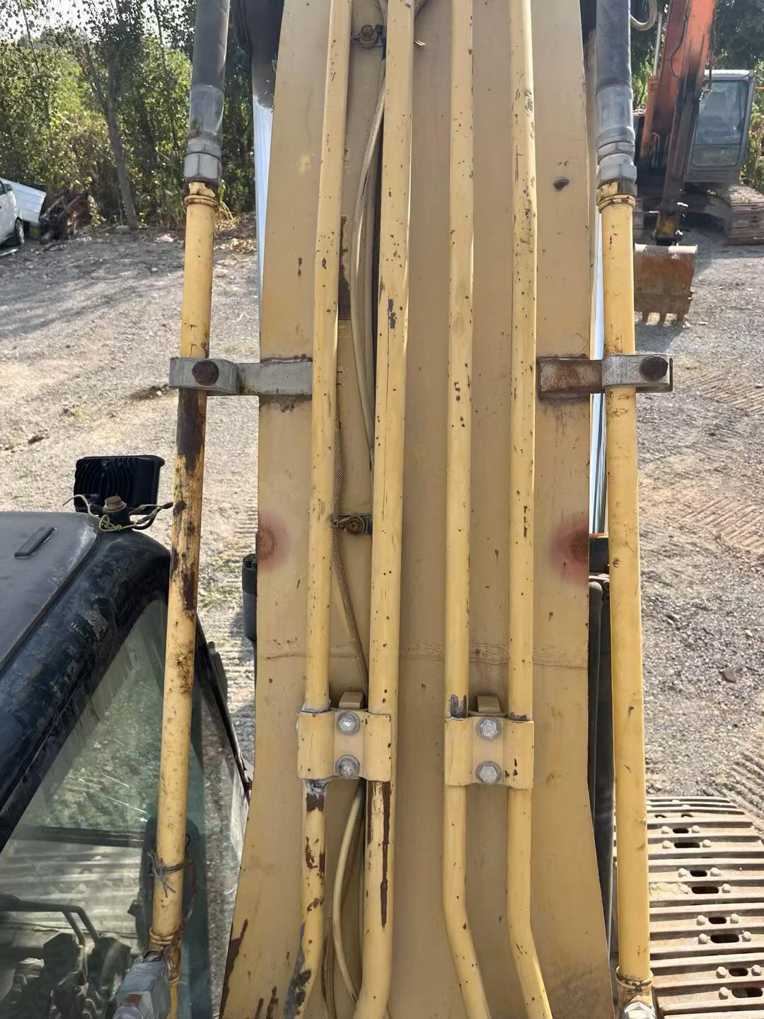 Acheter Pelle Caterpillar 323 d'occasion / 4 Acheter Pelle Caterpillar 323 d'occasion / 4