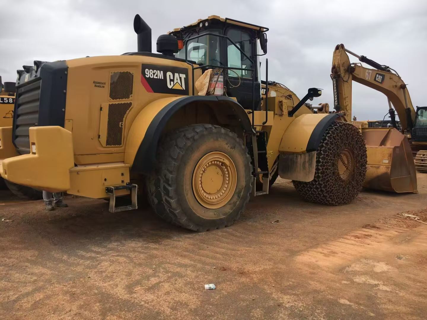 Comprar Caterpillar 982M Usado Excavadora