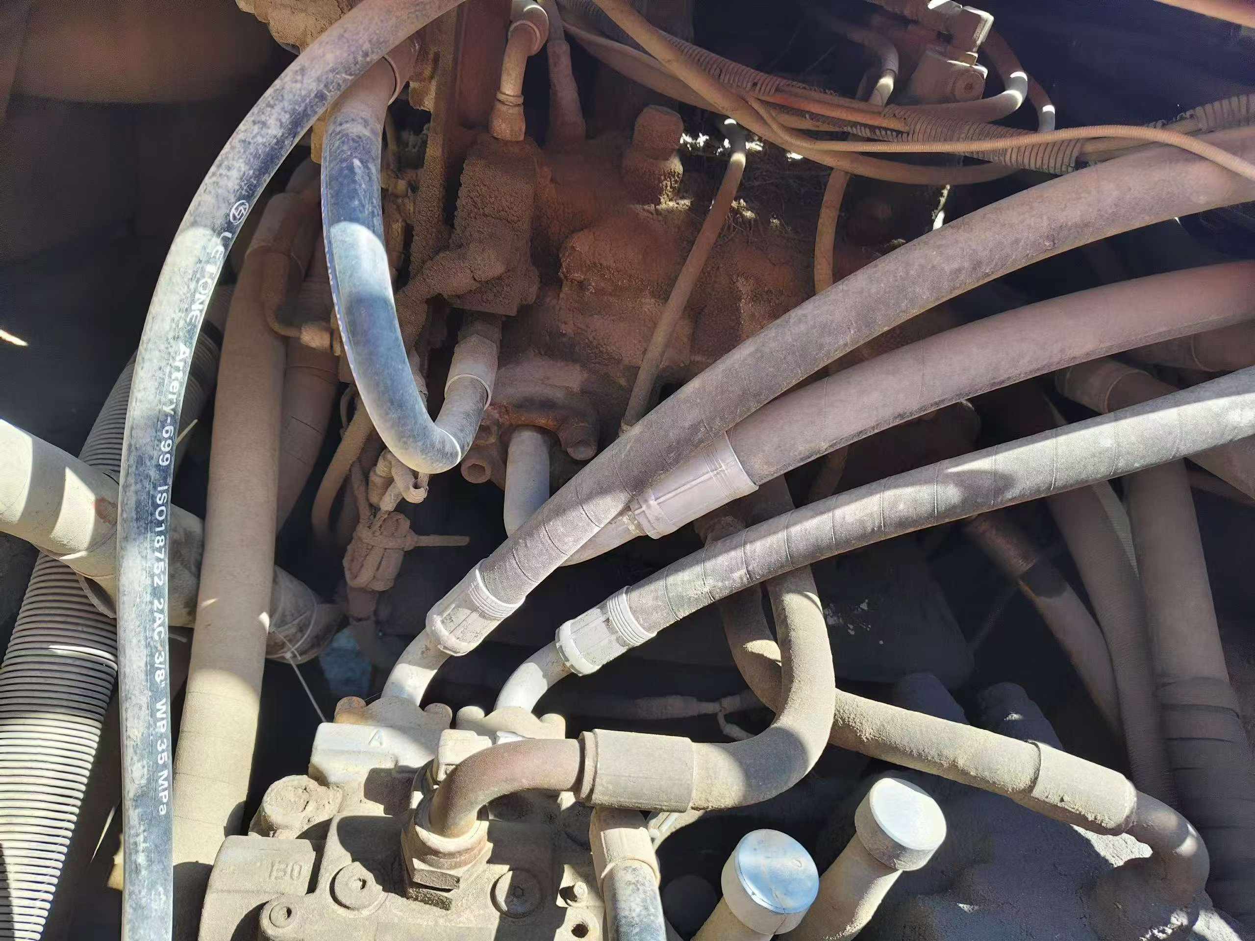 Купить Подержанный Экскаватор Hitachi ZX450-6 / 6