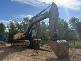 Compre Escavadeira Volvo EC290 Usada / 2 Compre Escavadeira Volvo EC290 Usada / 2