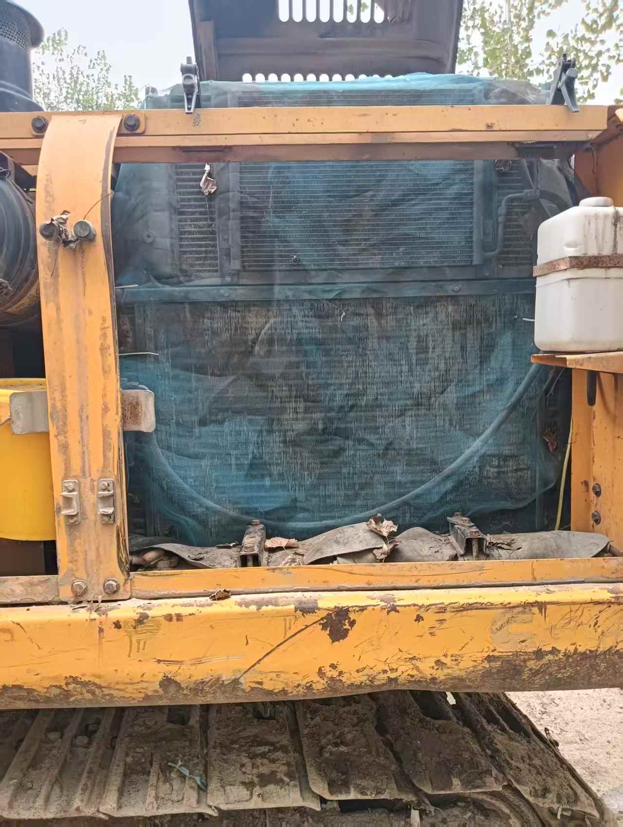 شراء حفارة Hyundai R215-7 مستعملة / 8