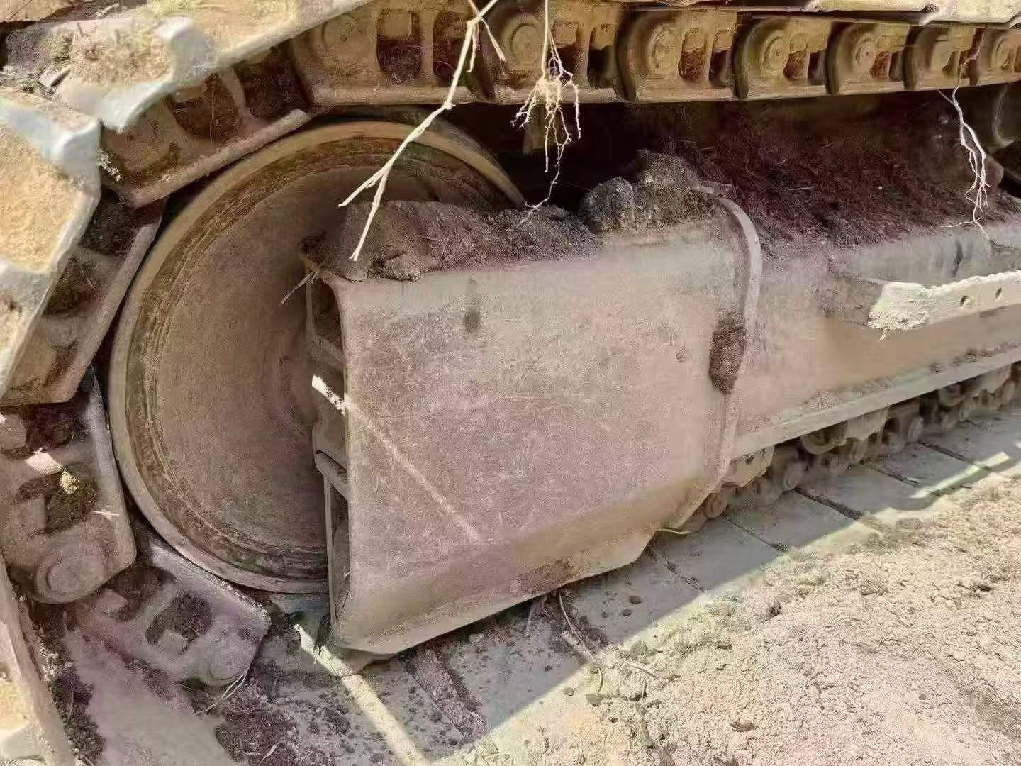 شراء حفارة Caterpillar 320D مستعملة / 8