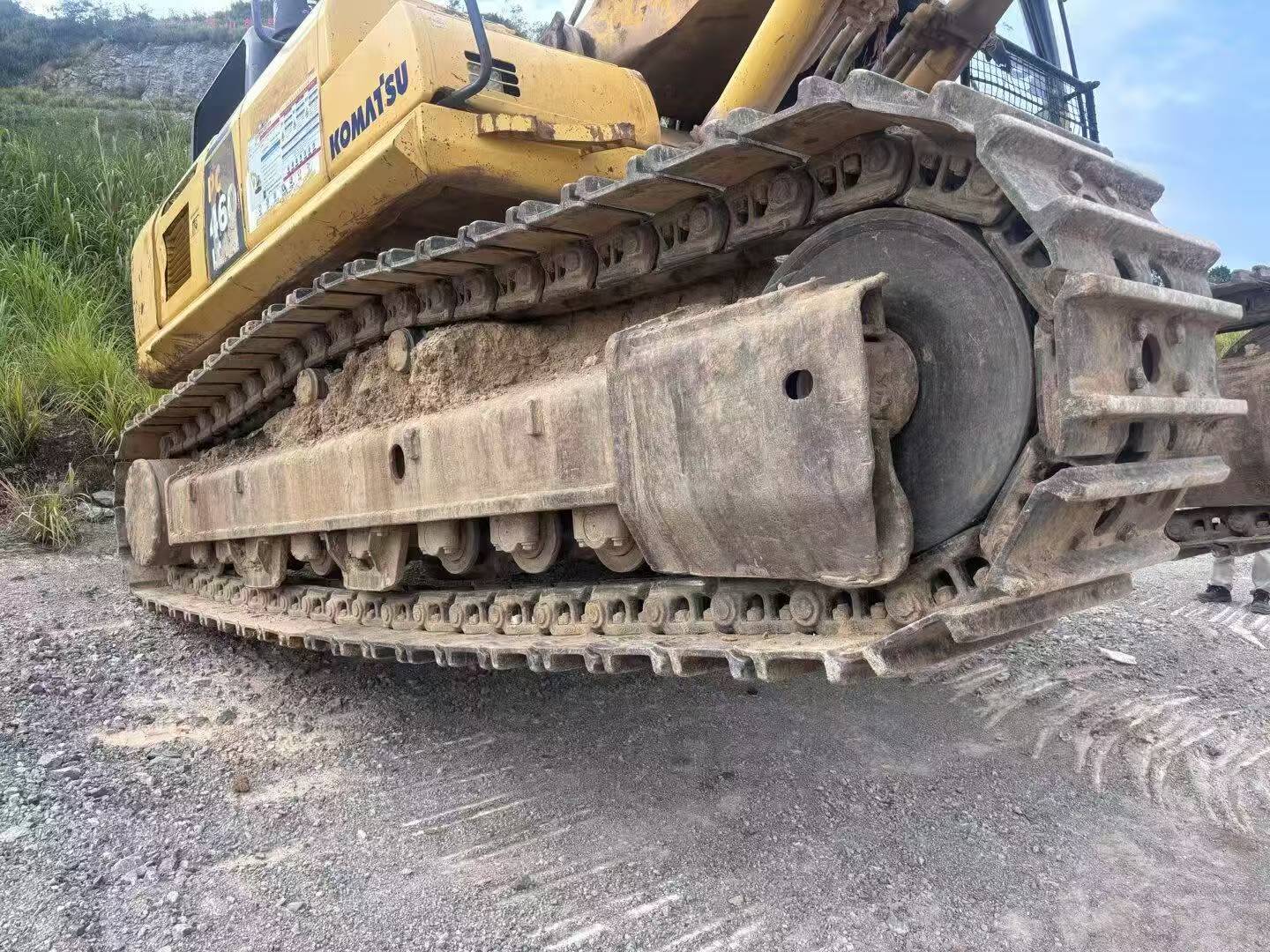 Compre Escavadeira Komatsu PC460LC-8 Usada / 5